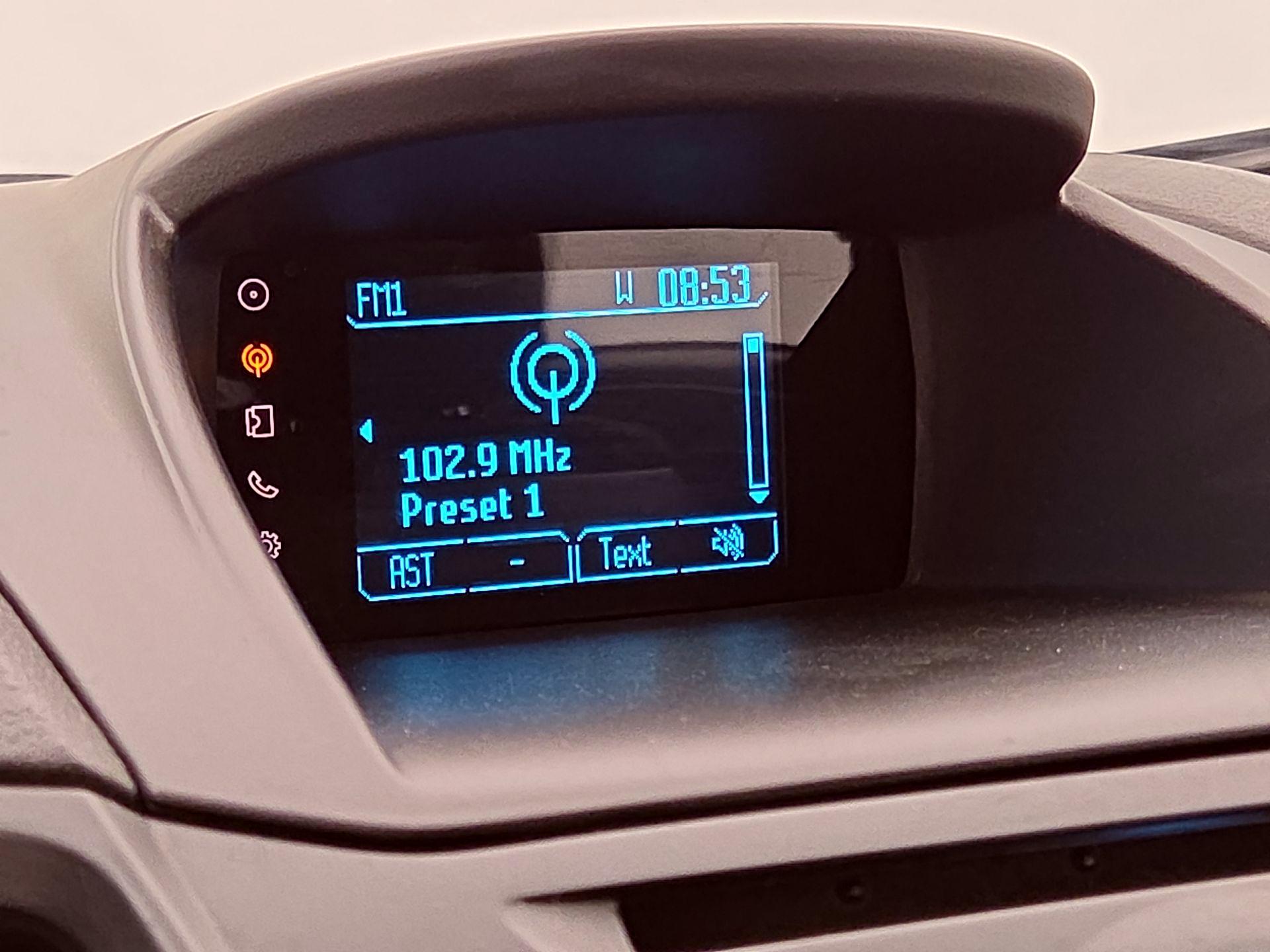 Thumbnail: 2014 Ford Fiesta - 14