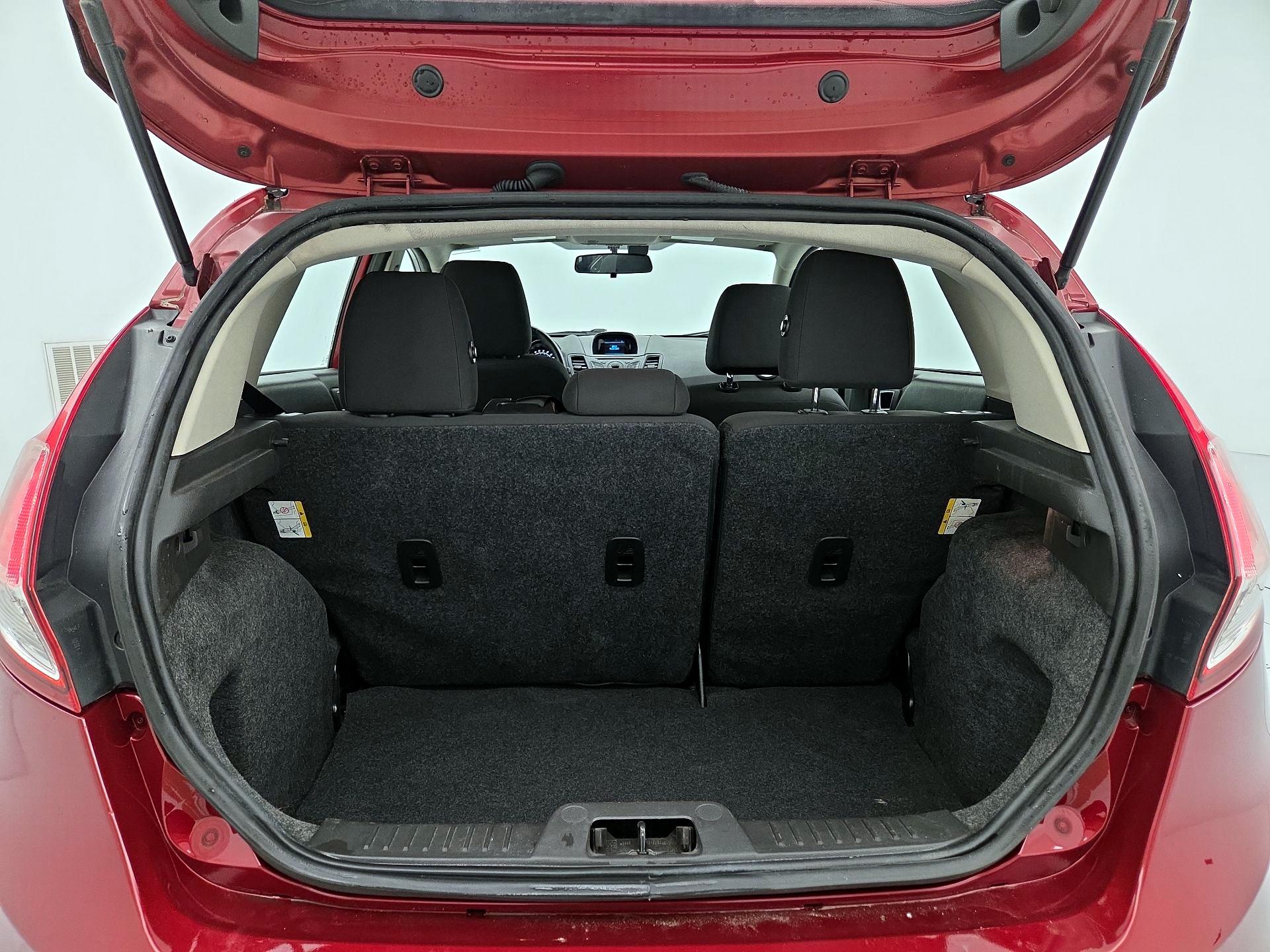 Thumbnail: 2014 Ford Fiesta - 20