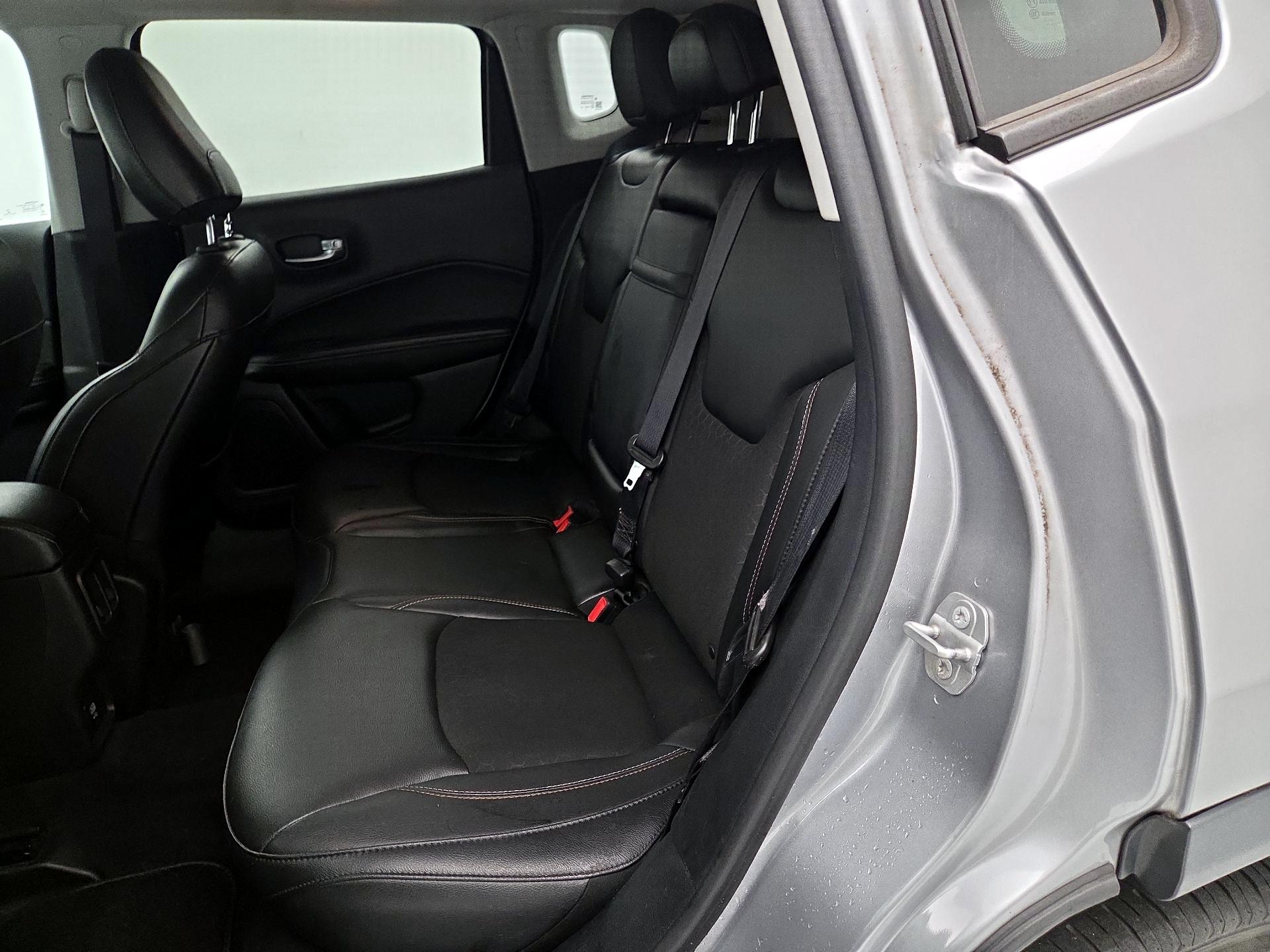 Thumbnail: 2018 Jeep Compass - 19