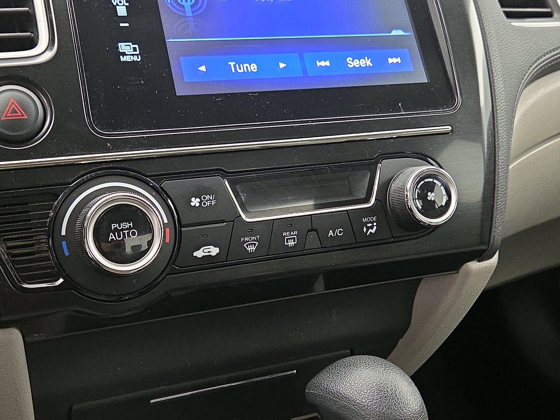 Thumbnail: 2014 Honda Civic - 16