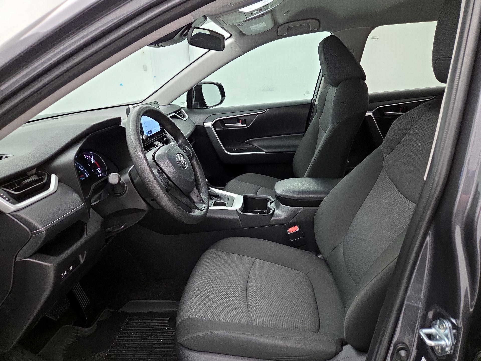 Thumbnail: 2025 Toyota RAV4 - 11