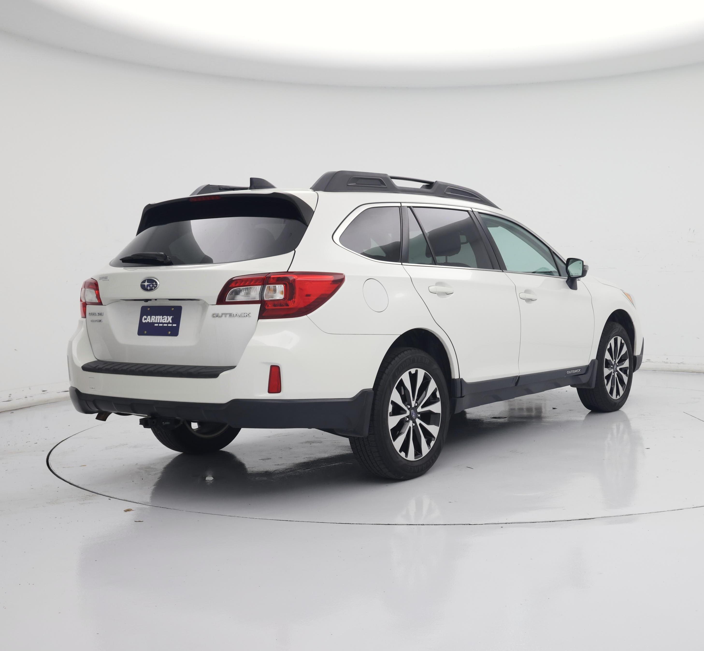 Thumbnail: 2016 Subaru Outback - 8