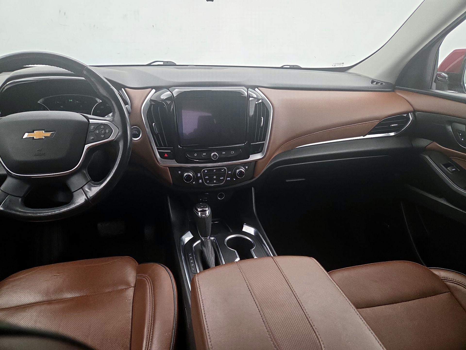 Thumbnail: 2020 Chevrolet Traverse - 9