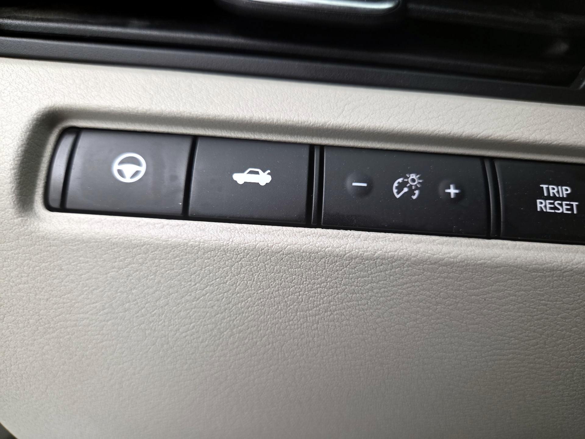 Thumbnail: 2019 Nissan Altima - 13