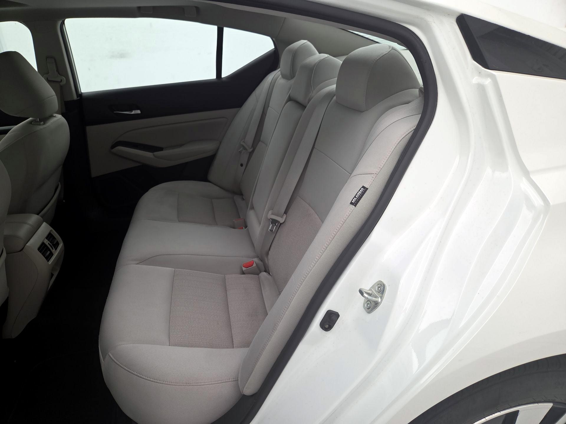 Thumbnail: 2019 Nissan Altima - 20