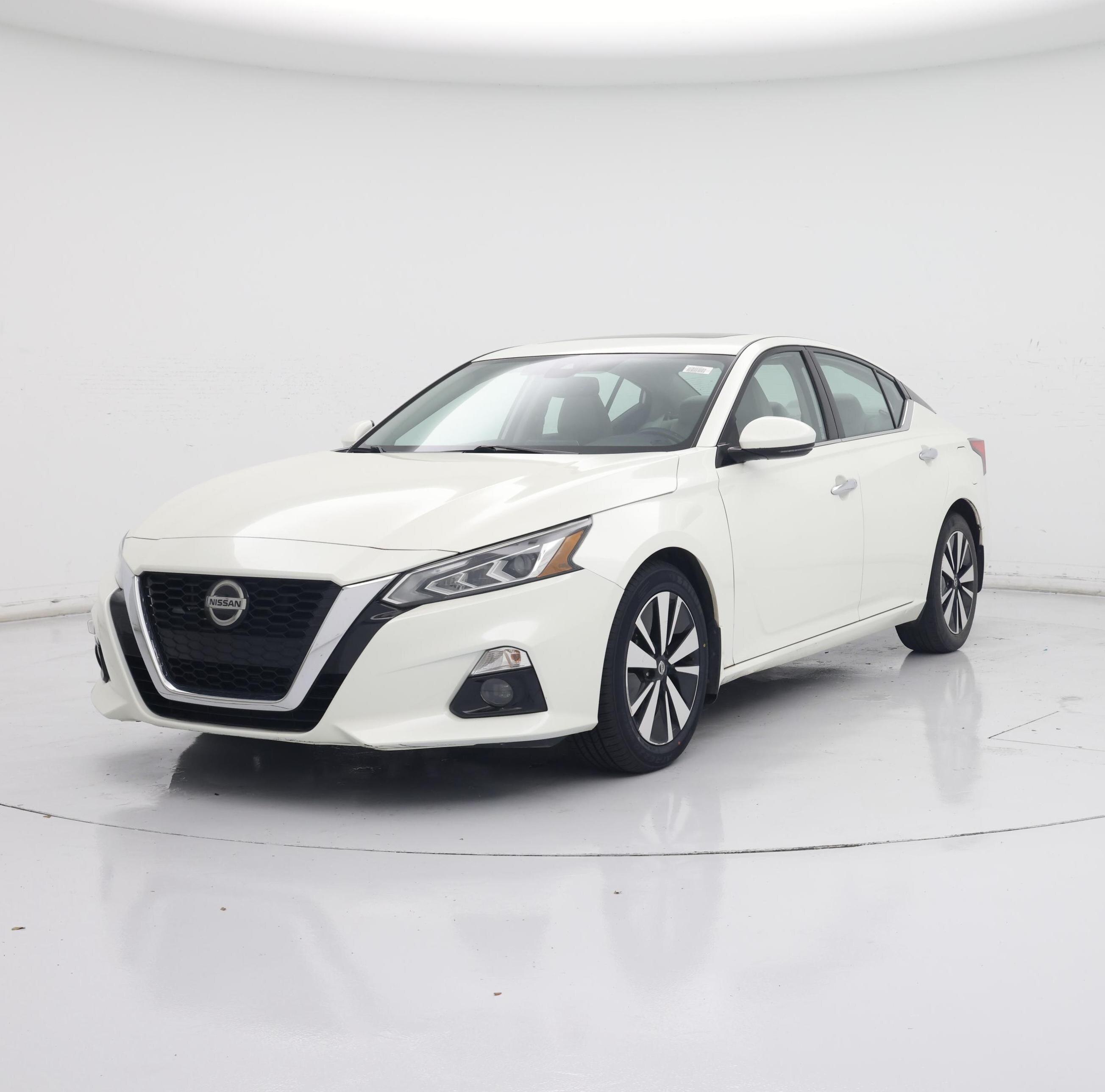 Thumbnail: 2019 Nissan Altima - 4