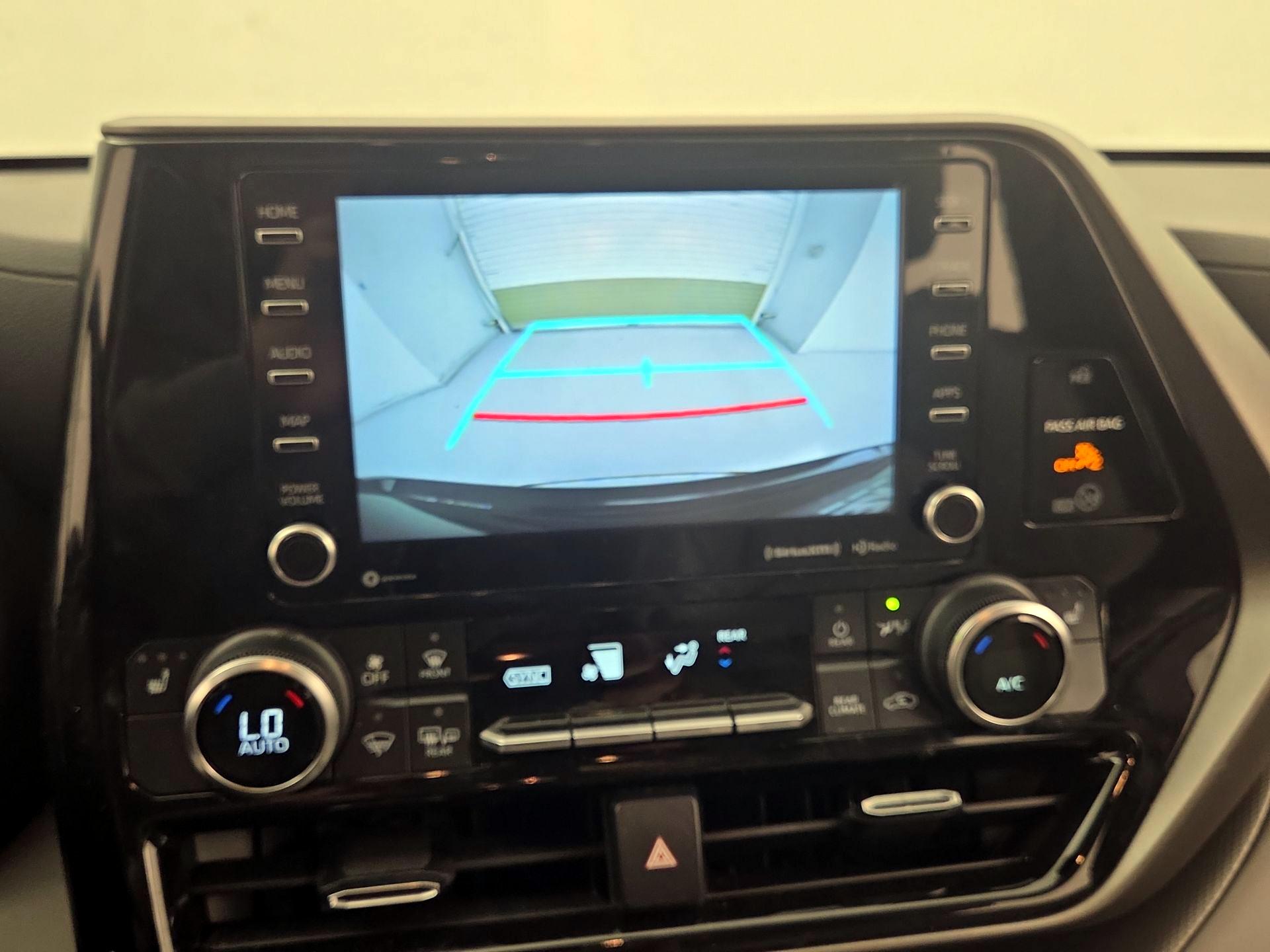 Thumbnail: 2022 Toyota Highlander - 14