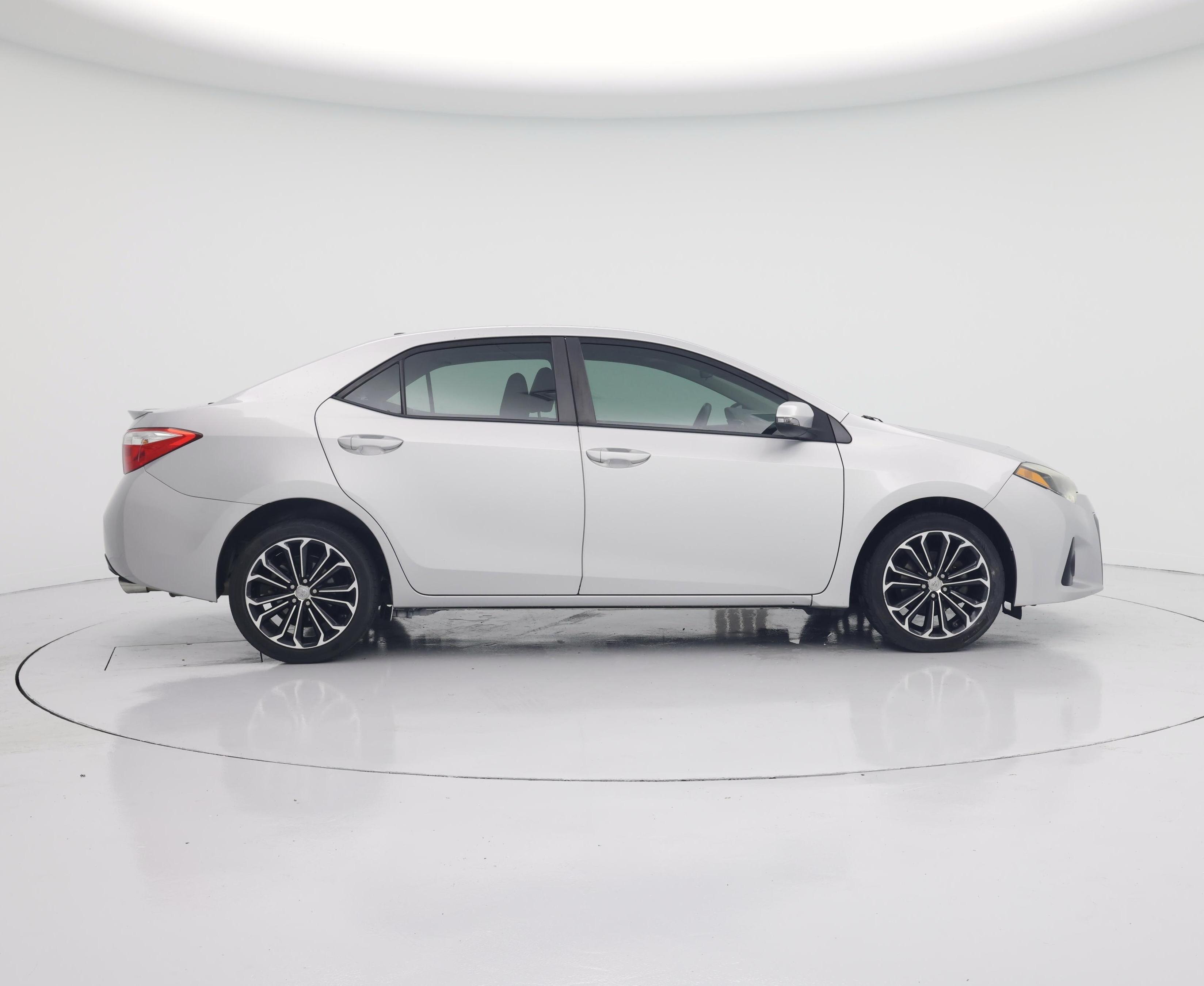 Thumbnail: 2015 Toyota Corolla - 7