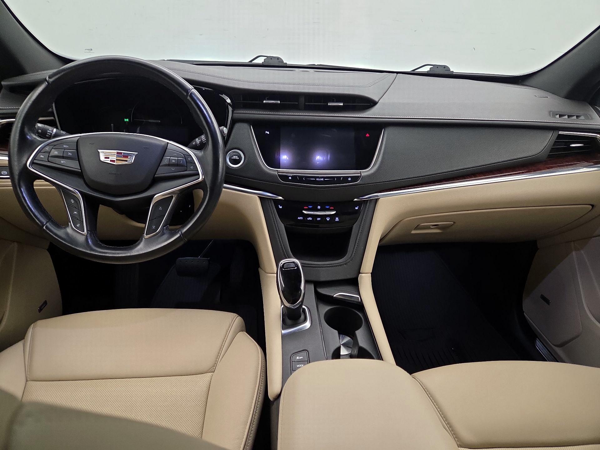 Thumbnail: 2019 Cadillac XT5 - 9