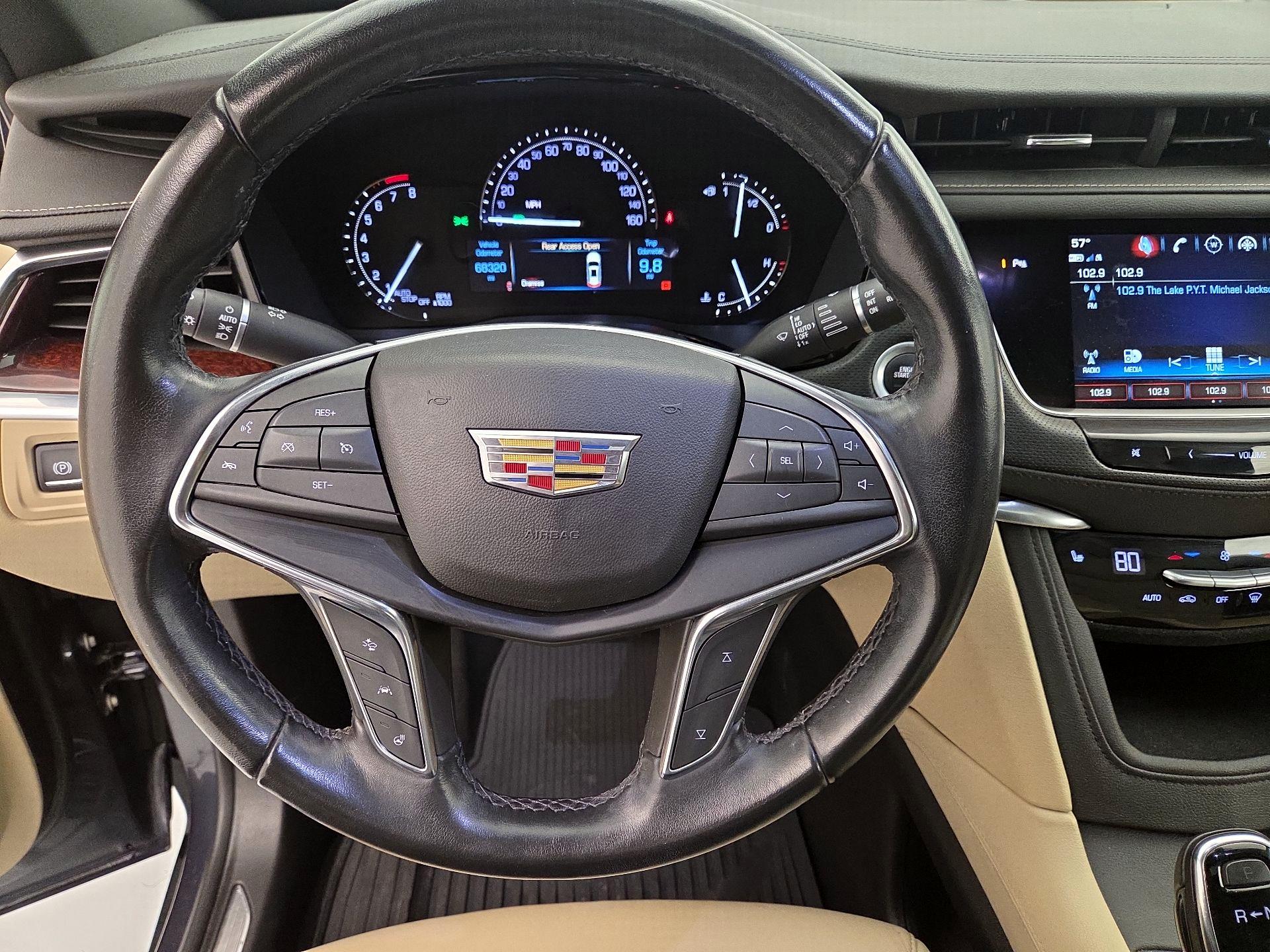 Thumbnail: 2019 Cadillac XT5 - 10