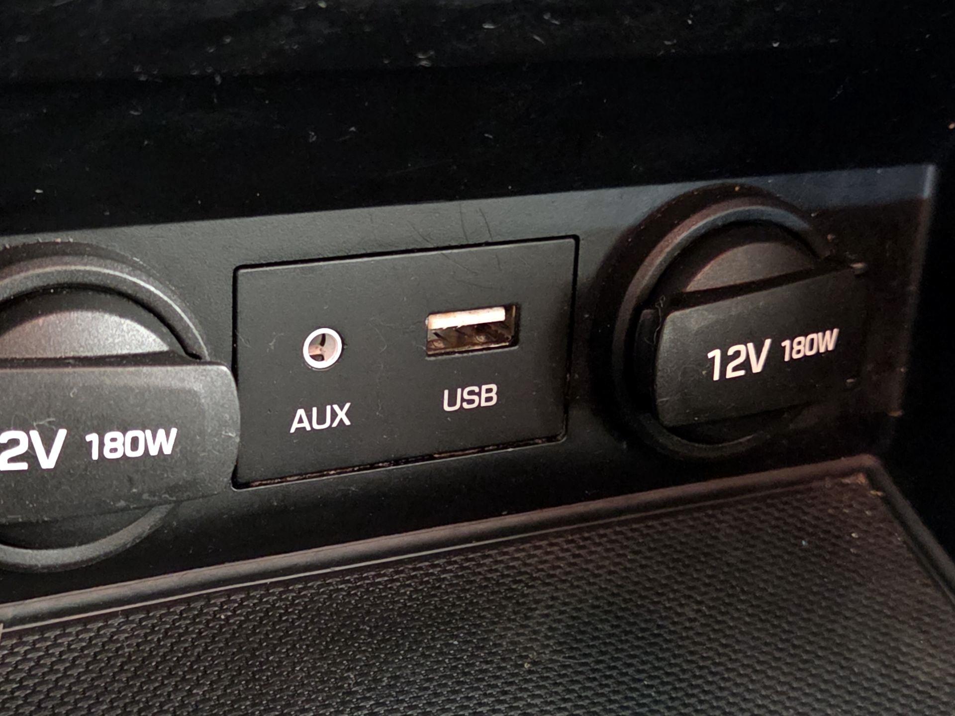 Thumbnail: 2017 Hyundai Elantra - 18