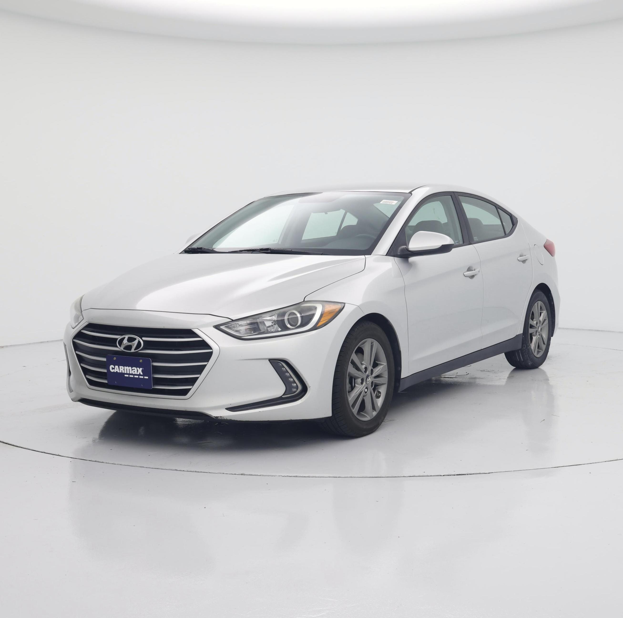 Thumbnail: 2017 Hyundai Elantra - 4