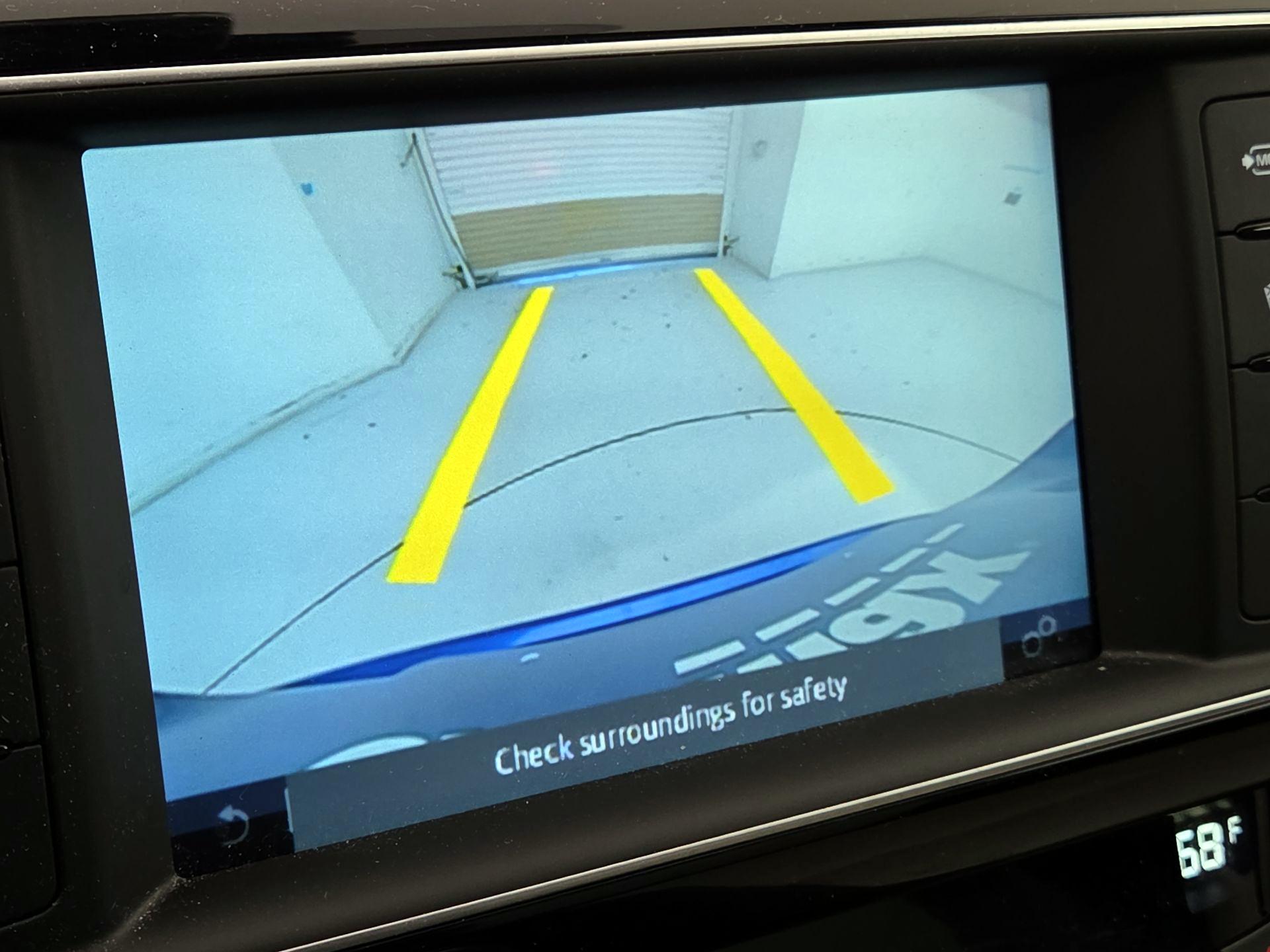 Thumbnail: 2018 Jaguar F-Pace - 15