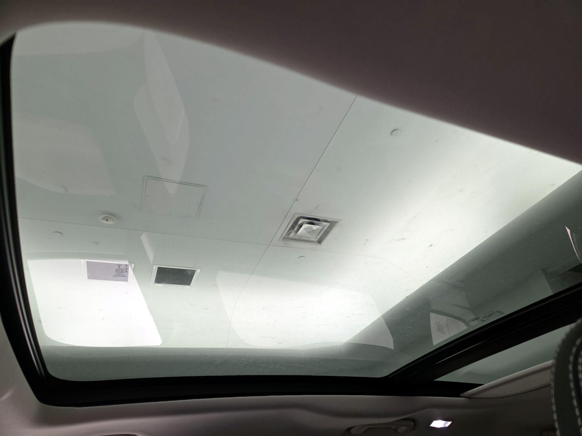 Thumbnail: 2018 Jaguar F-Pace - 19