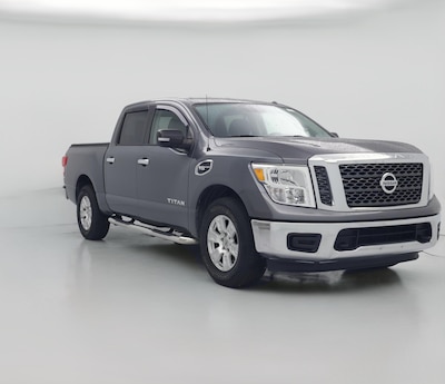2017 Nissan Titan SV
