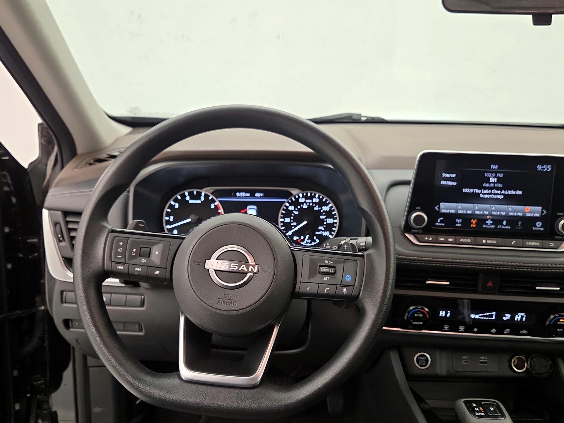 Thumbnail: 2023 Nissan Rogue - 10