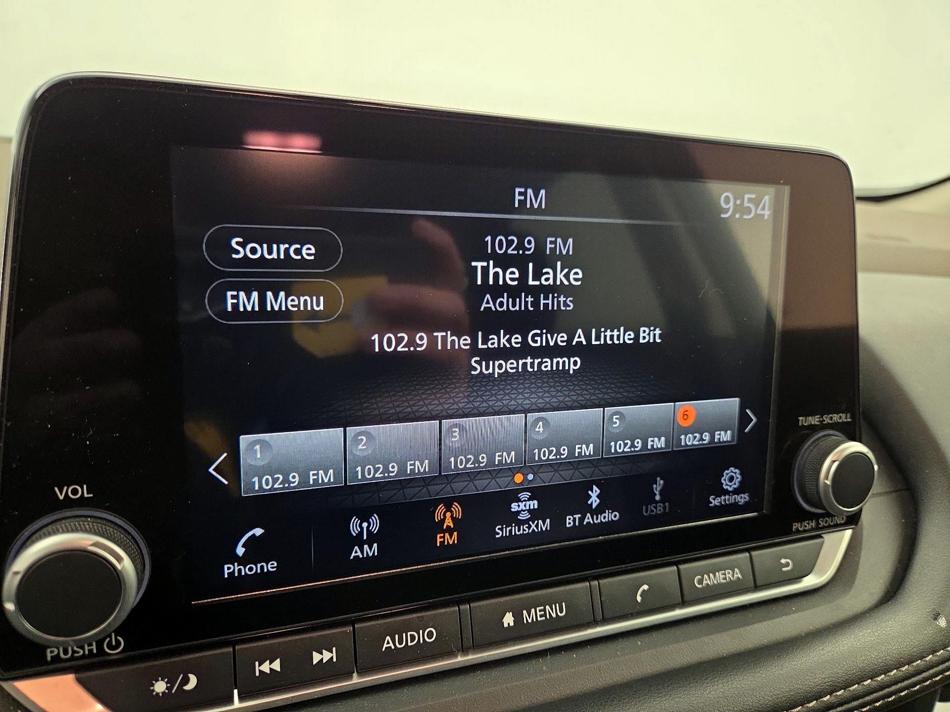 Thumbnail: 2023 Nissan Rogue - 15