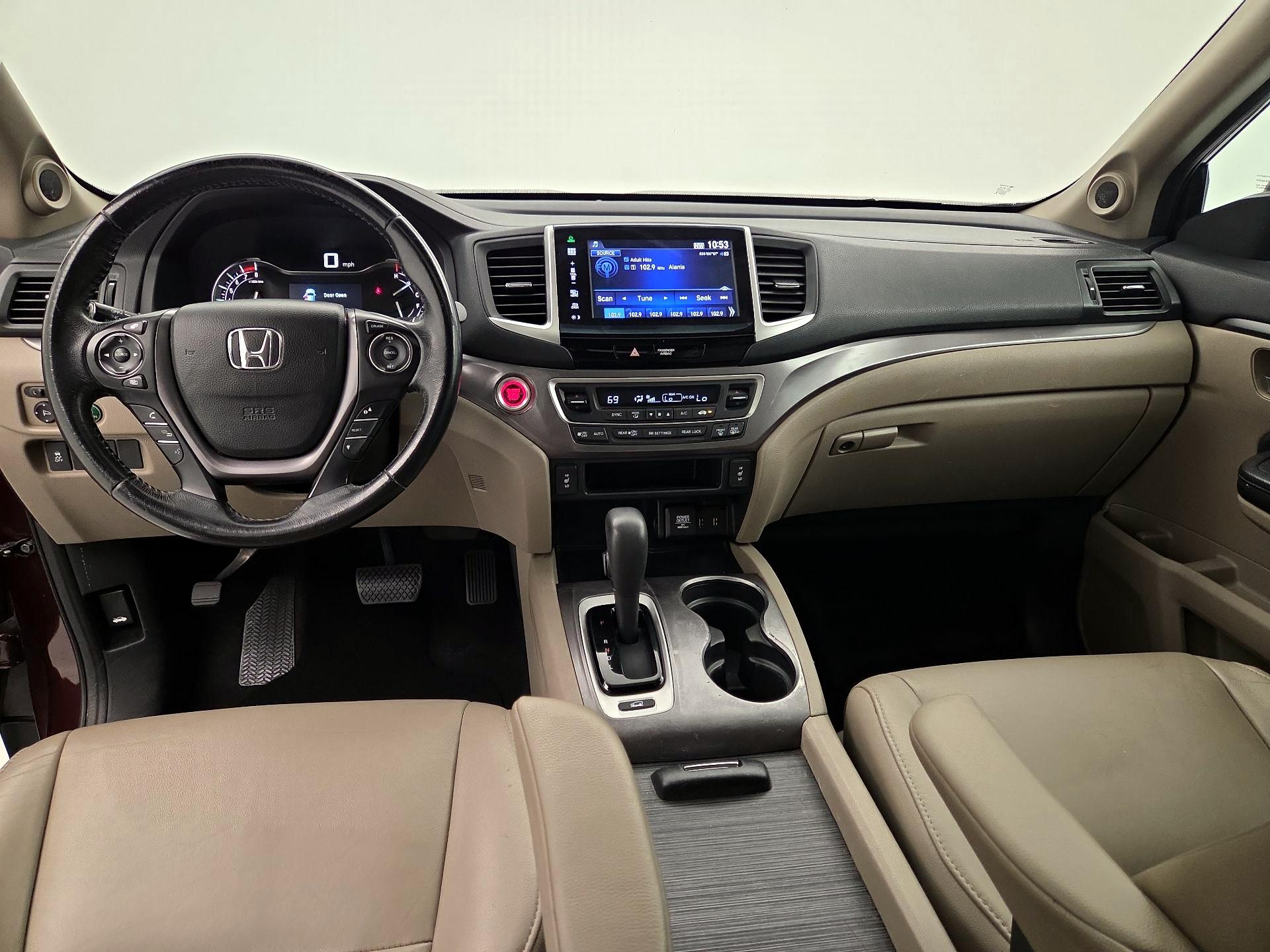Thumbnail: 2016 Honda Pilot - 9