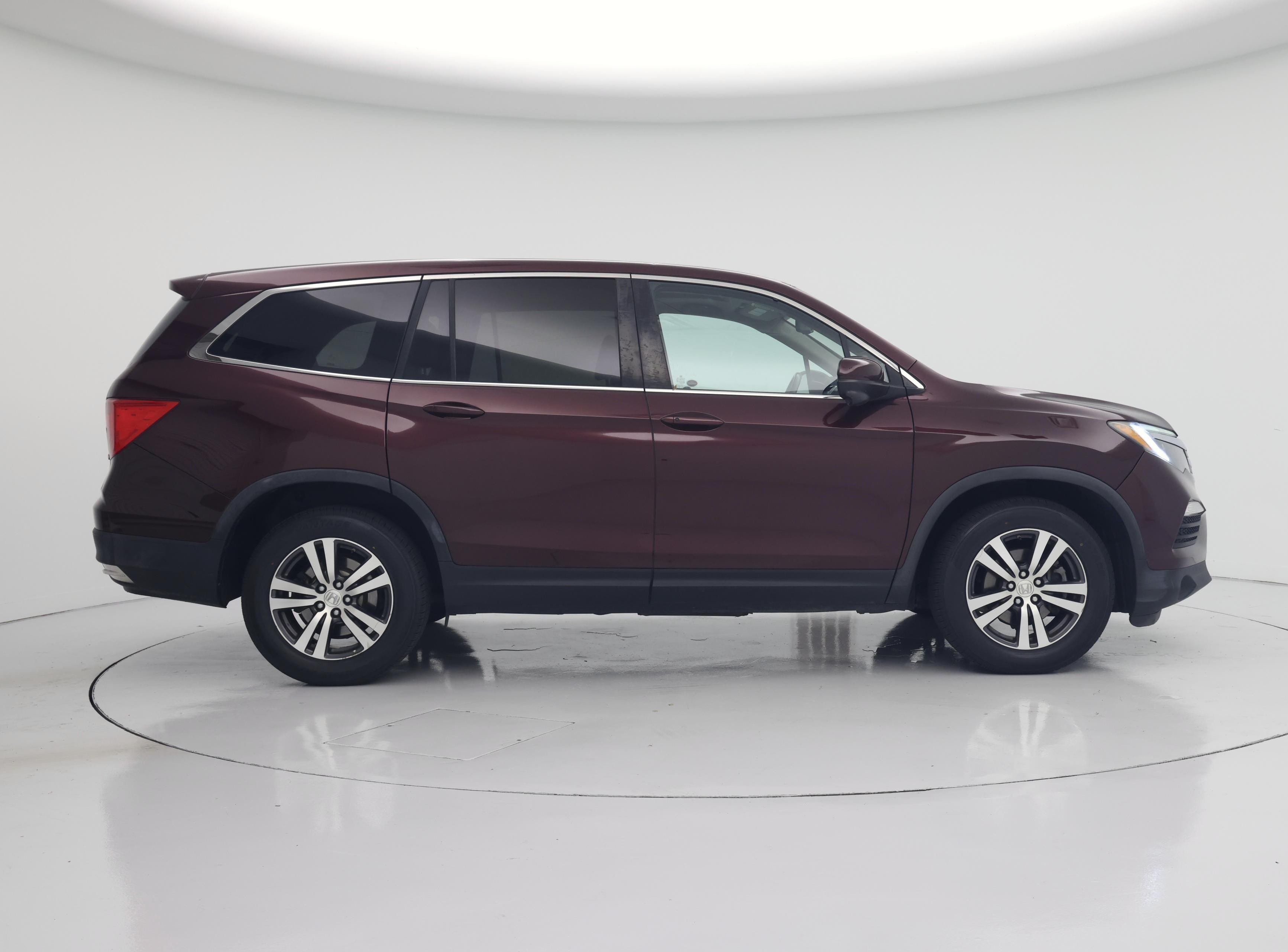 Thumbnail: 2016 Honda Pilot - 7