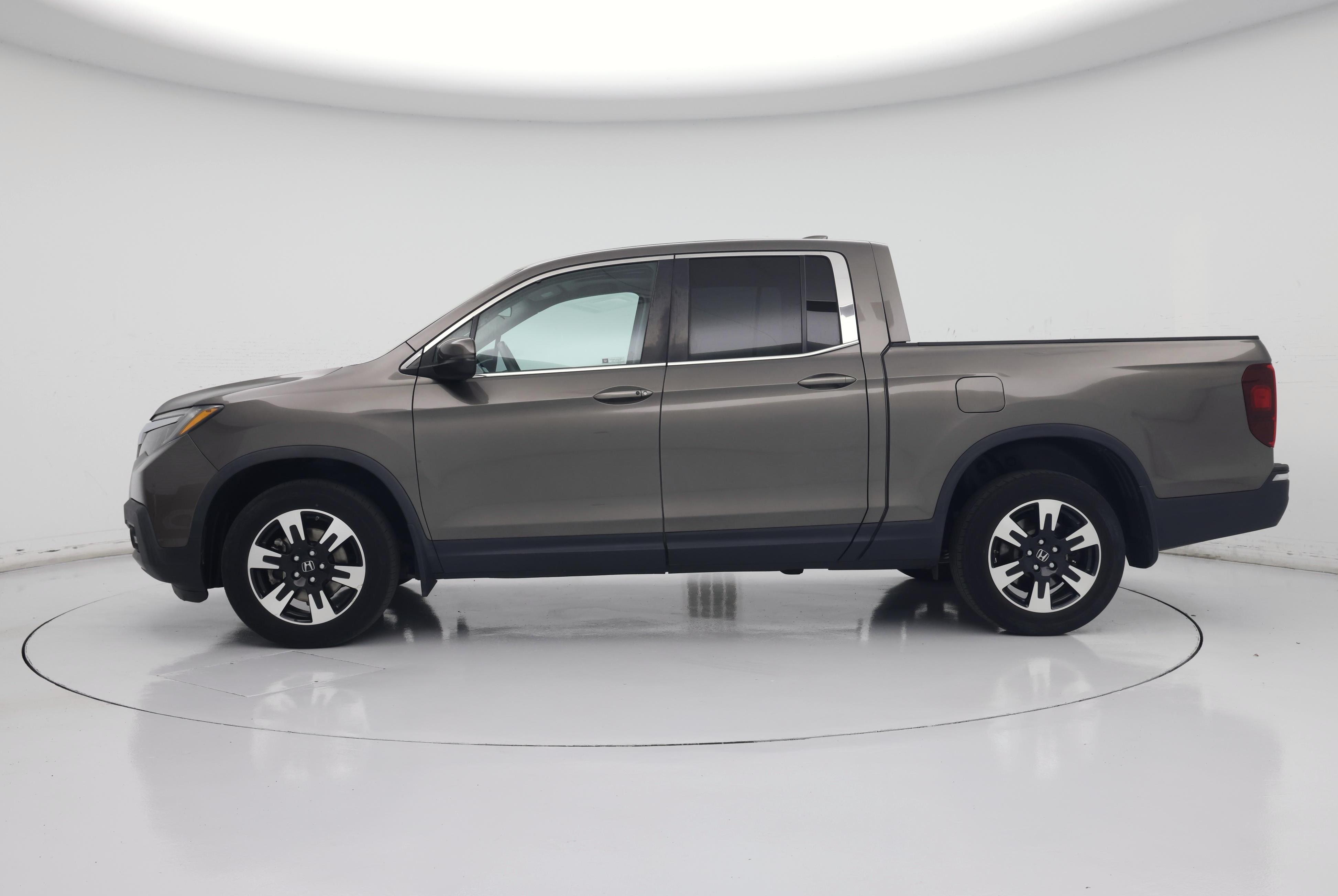 Thumbnail: 2020 Honda Ridgeline - 3
