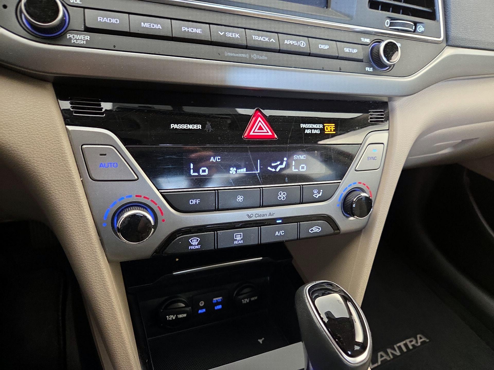 Thumbnail: 2018 Hyundai Elantra - 16