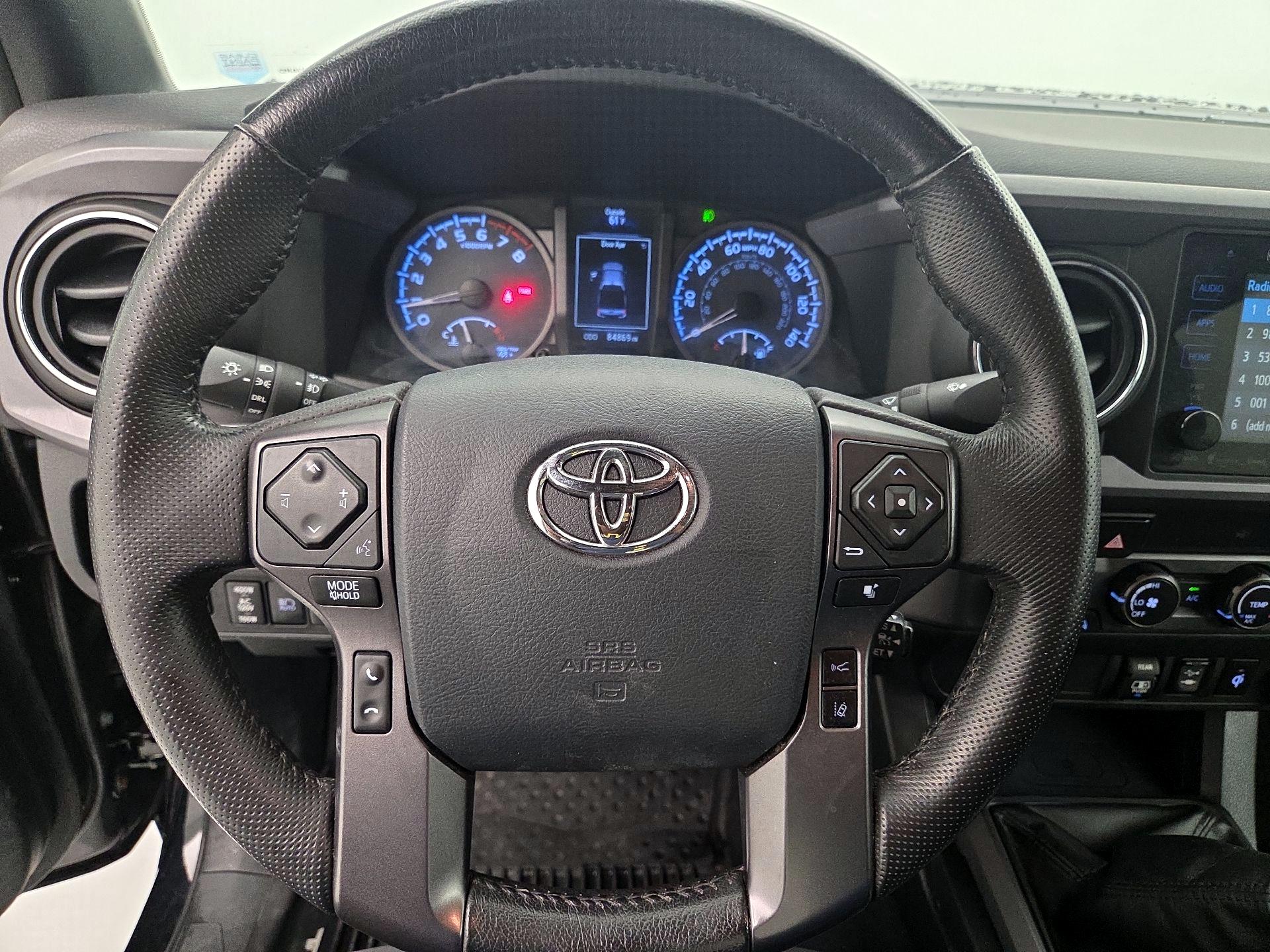 Thumbnail: 2019 Toyota Tacoma - 10