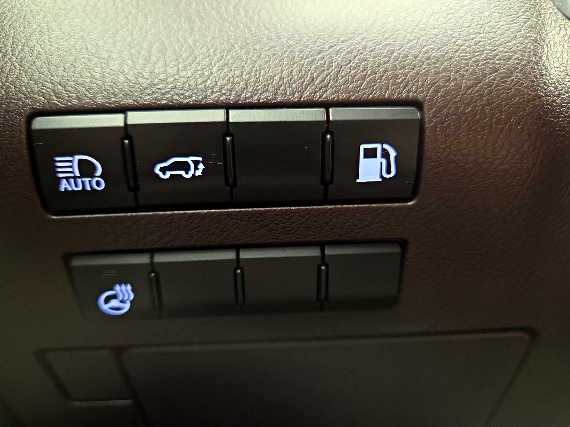 Thumbnail: 2019 Lexus RX - 13