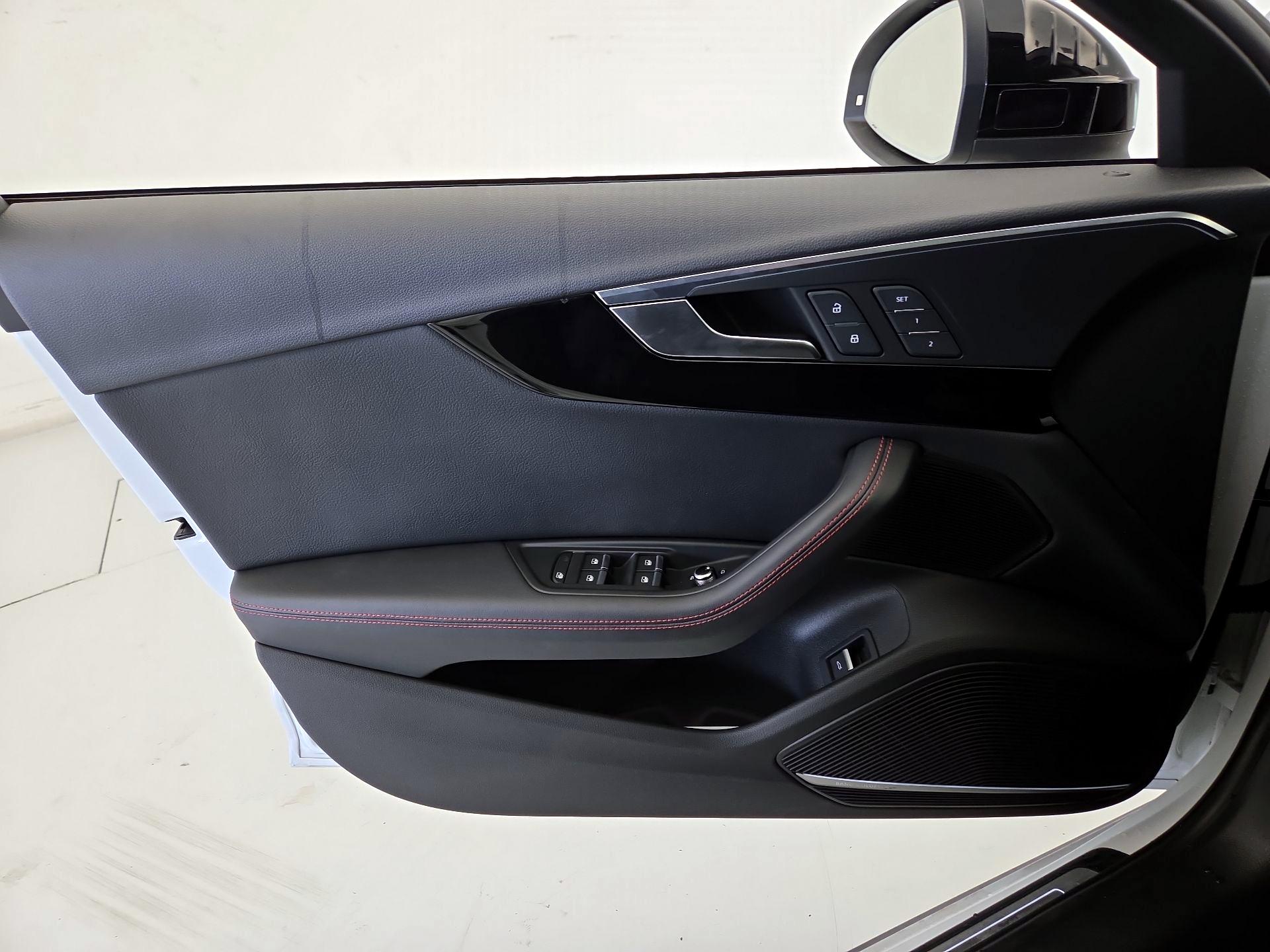 Thumbnail: 2018 Audi A4 - 12