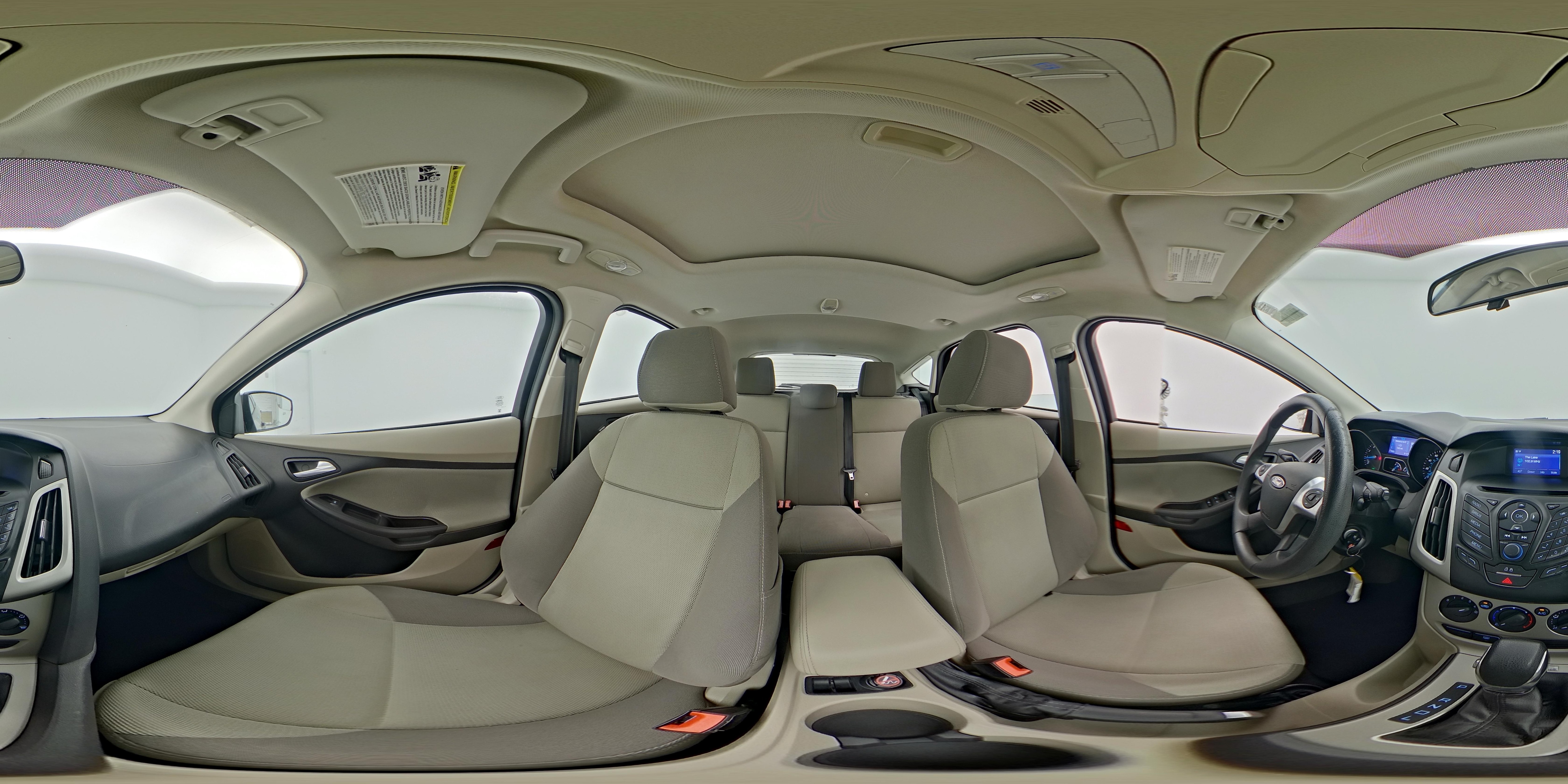 2014 Ford Focus SE - Photo 24