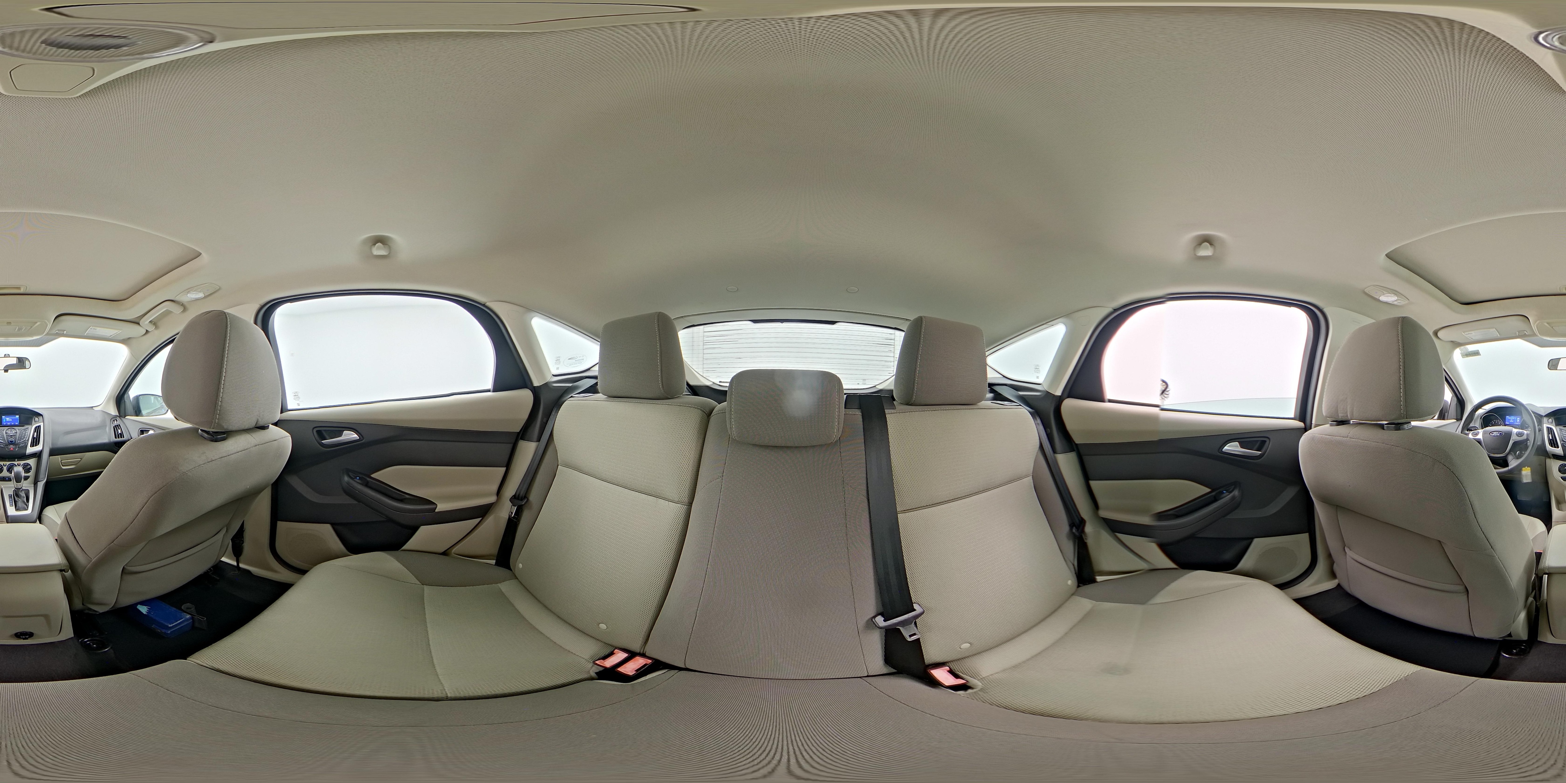 2014 Ford Focus SE - Photo 25