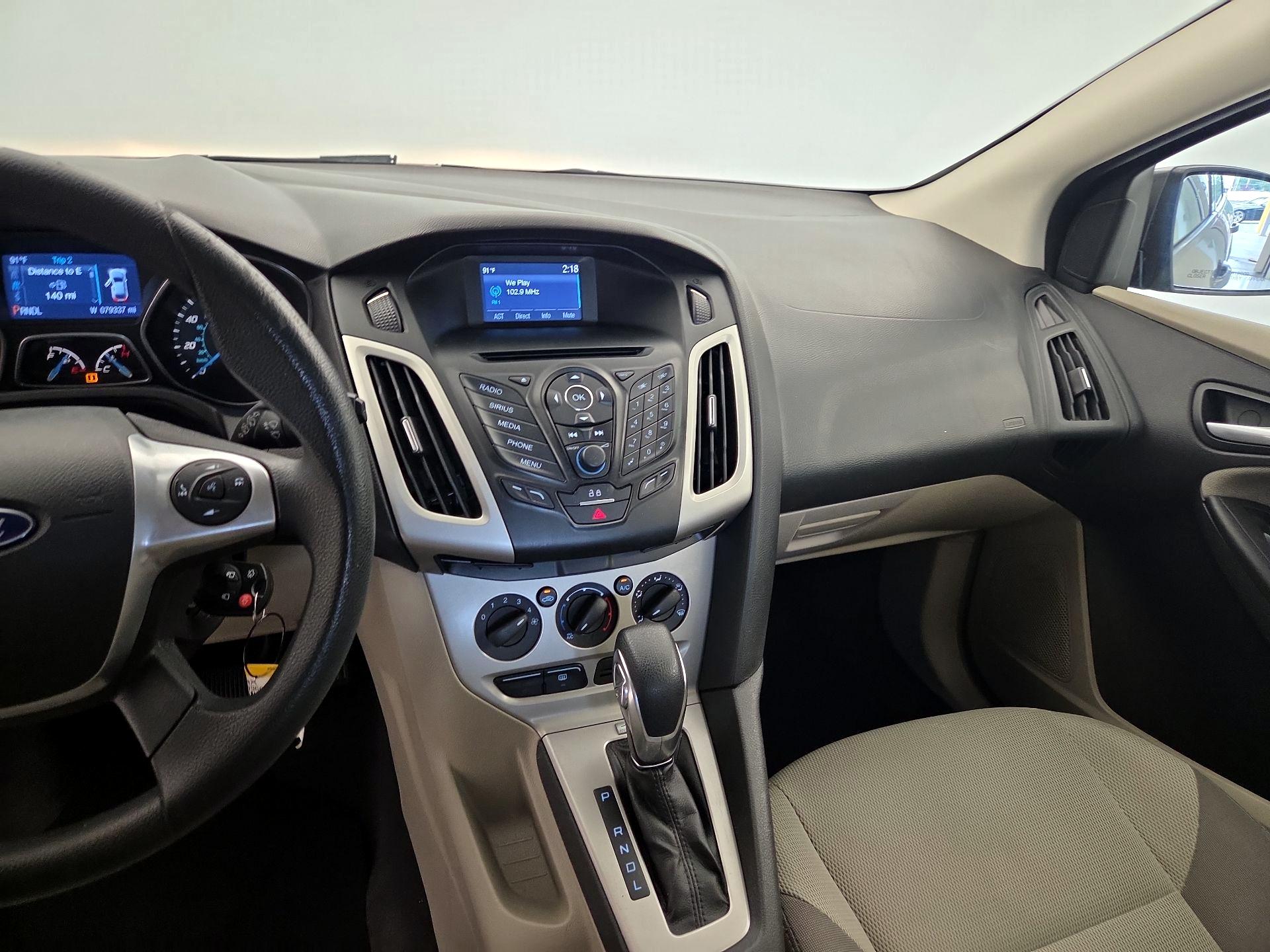 Thumbnail: 2014 Ford Focus - 9