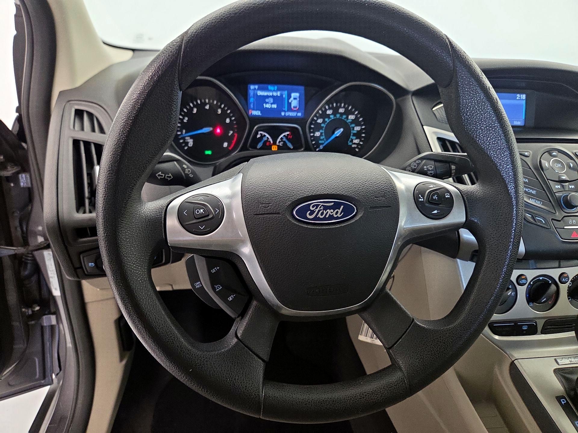 Thumbnail: 2014 Ford Focus - 10