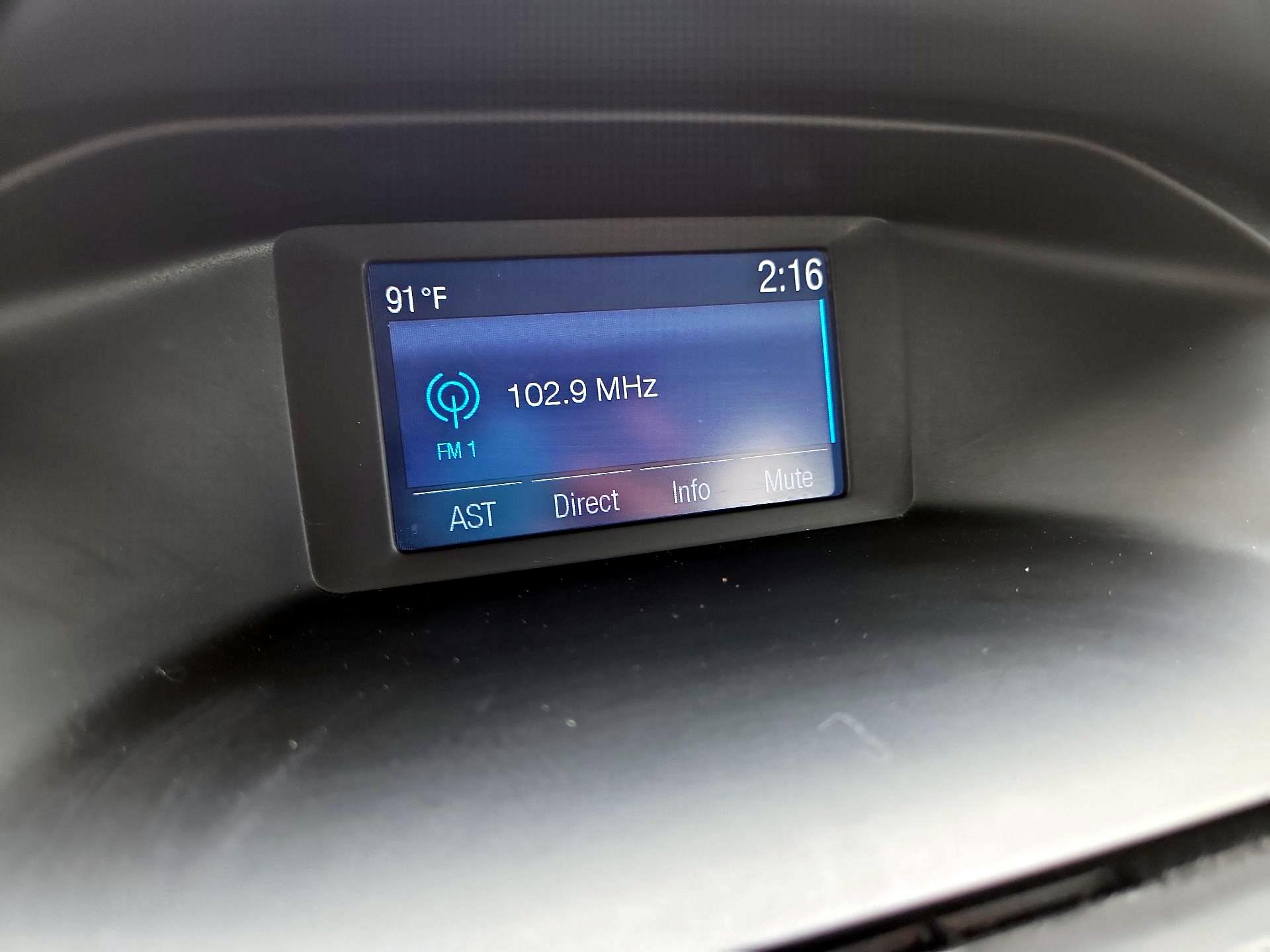 Thumbnail: 2014 Ford Focus - 14