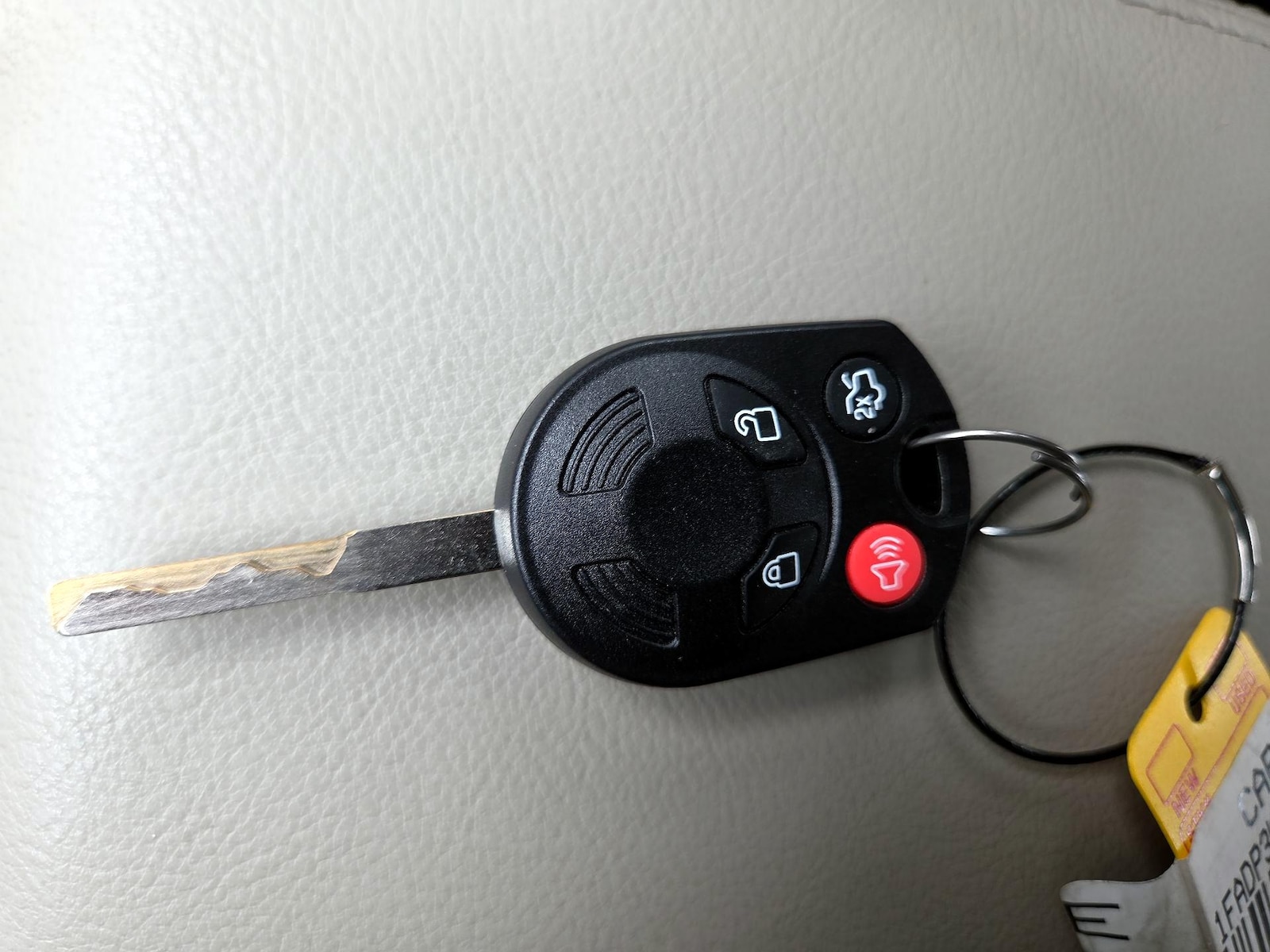 2014 Ford Focus SE - Photo 23