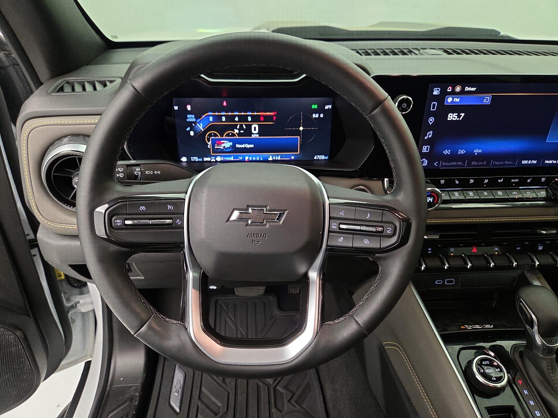 Thumbnail: 2025 Chevrolet Colorado - 10