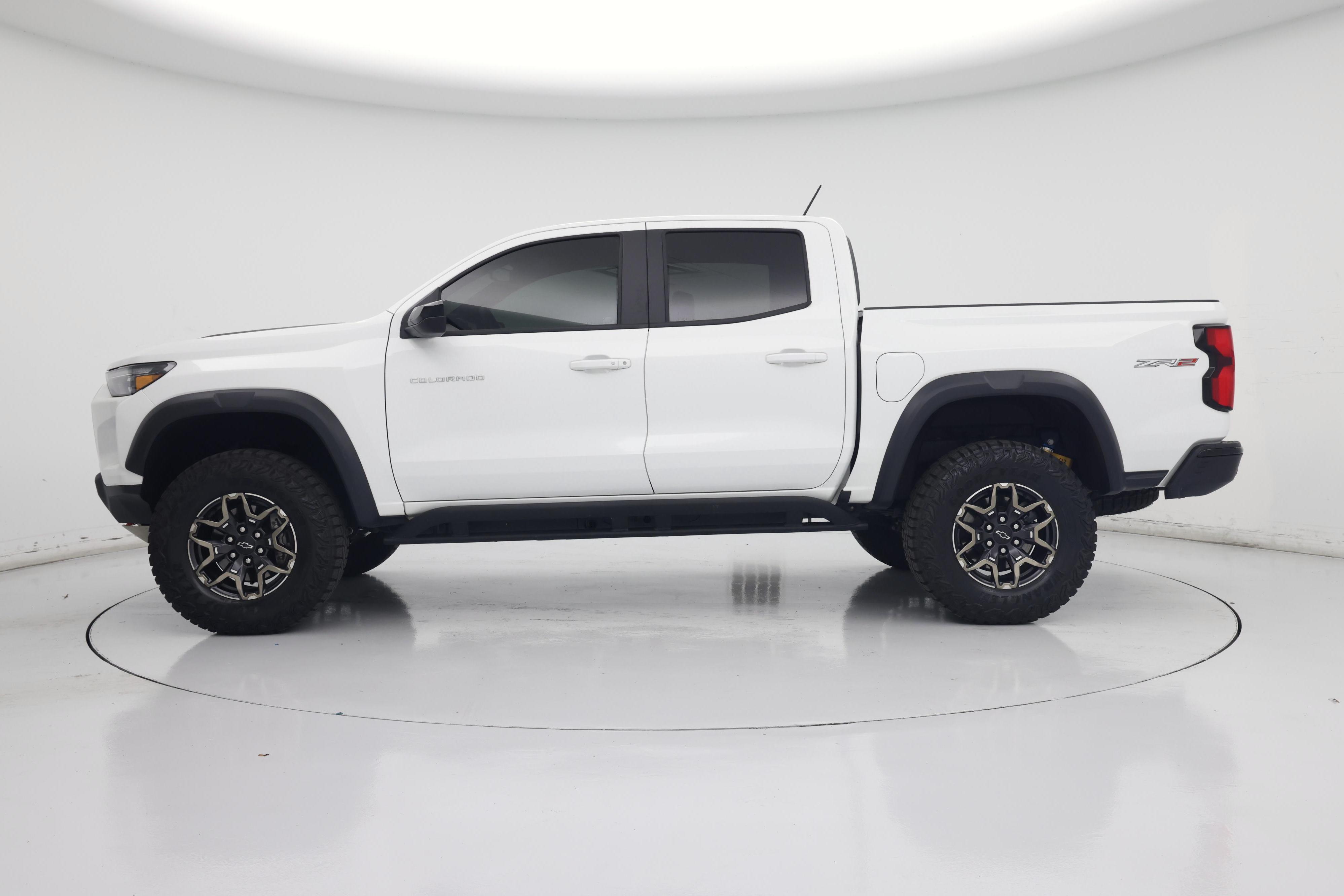 Thumbnail: 2025 Chevrolet Colorado - 3