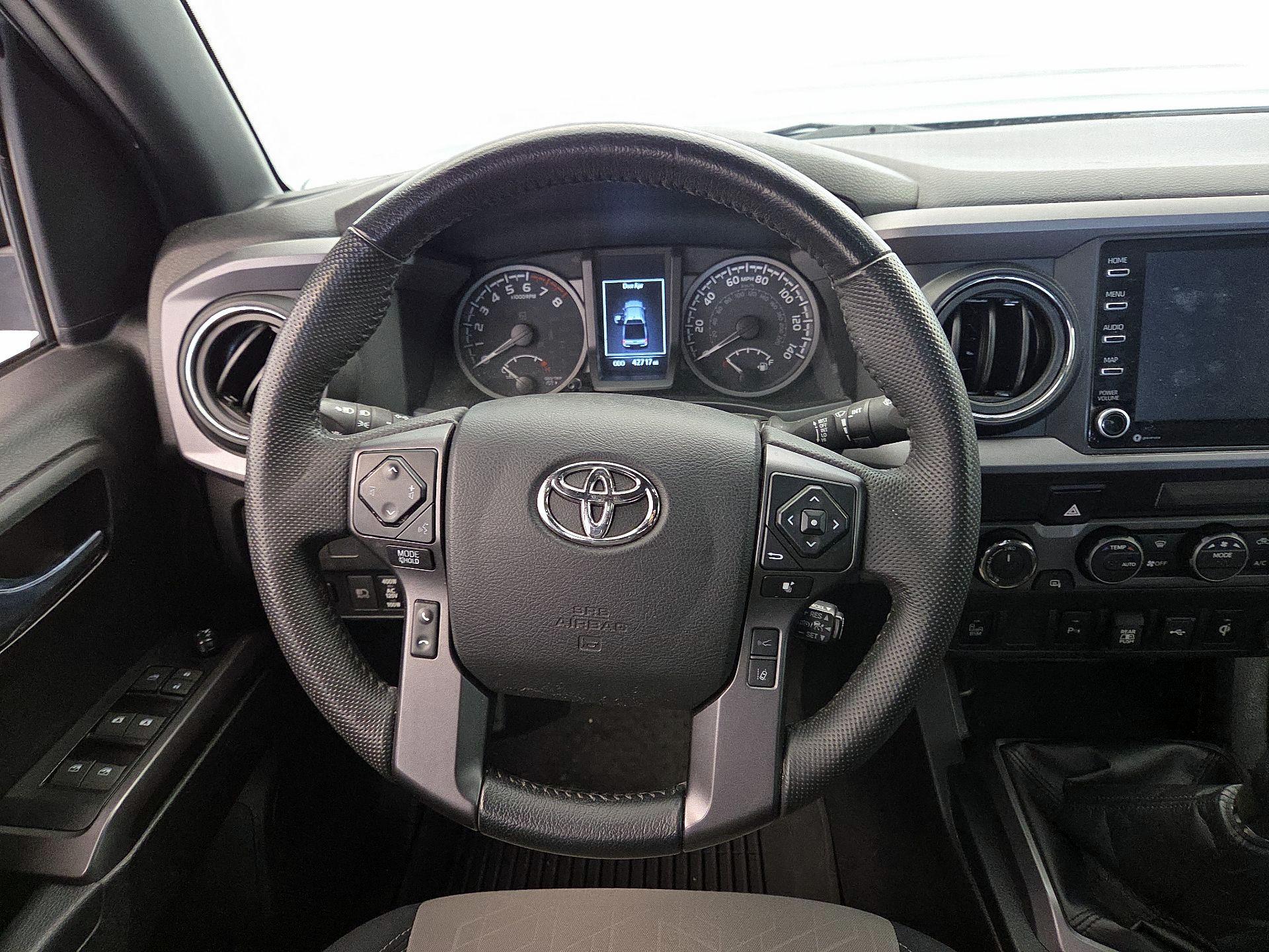 Thumbnail: 2022 Toyota Tacoma - 10