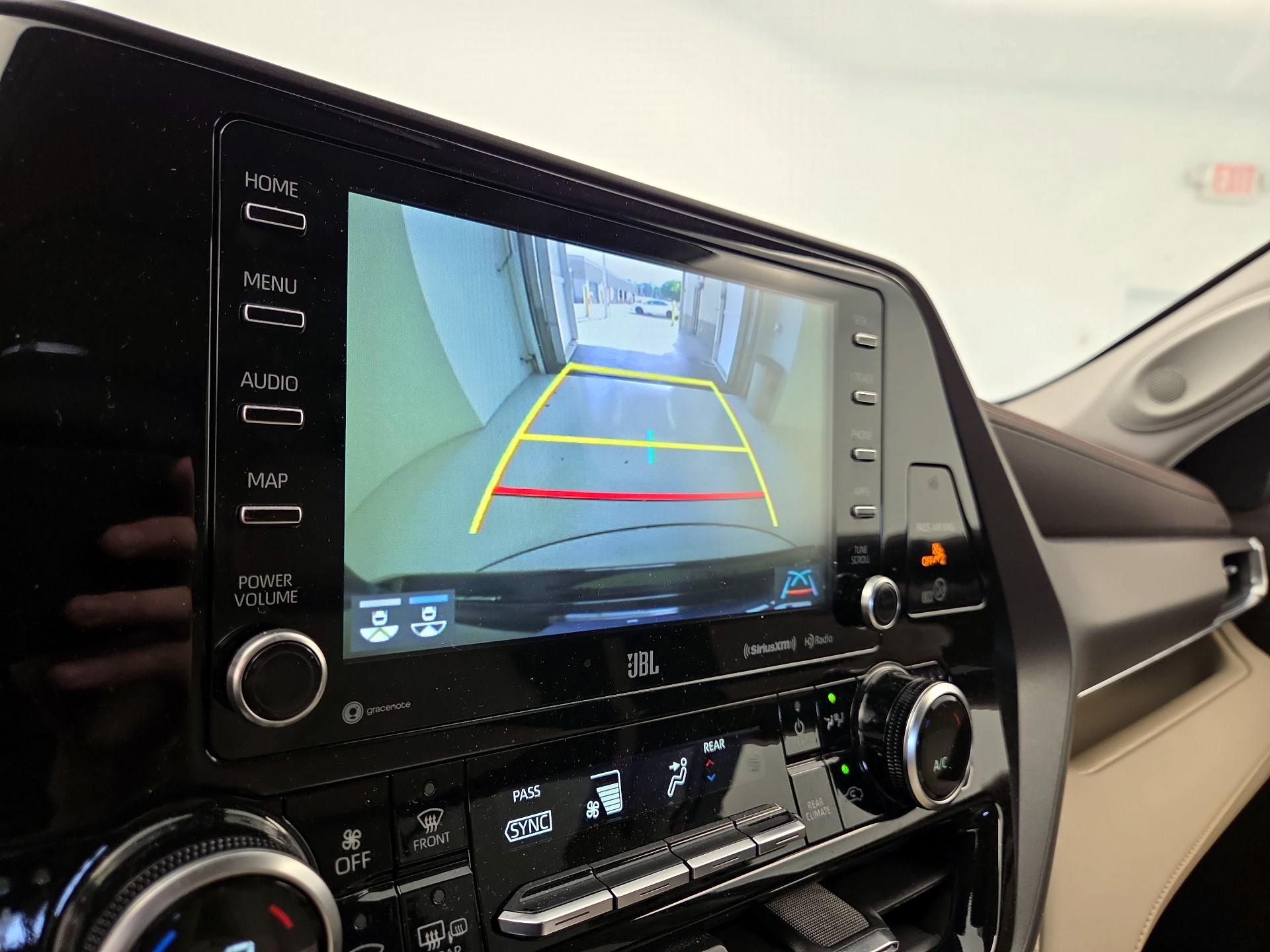 Thumbnail: 2022 Toyota Highlander - 14