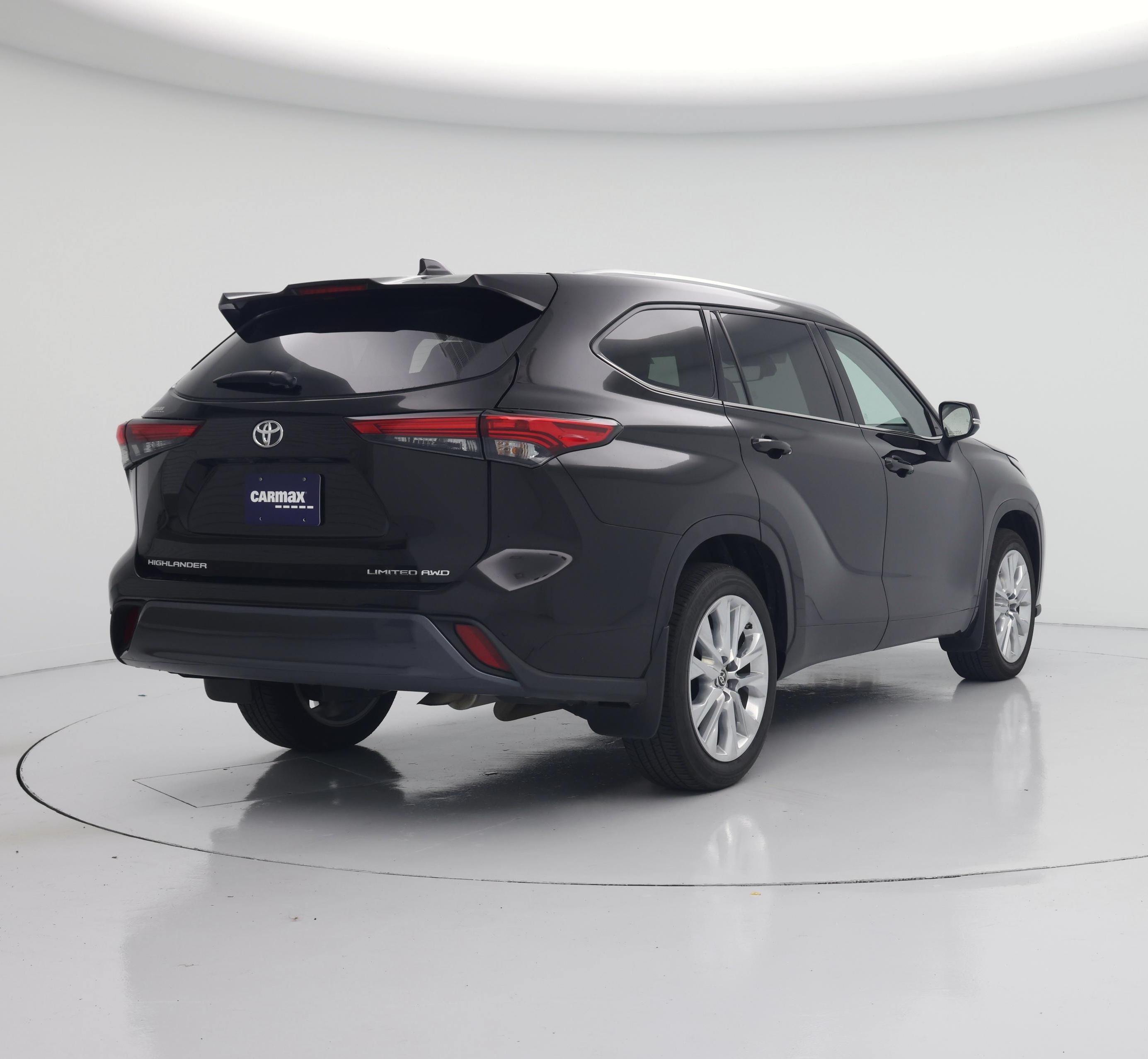 Thumbnail: 2022 Toyota Highlander - 8