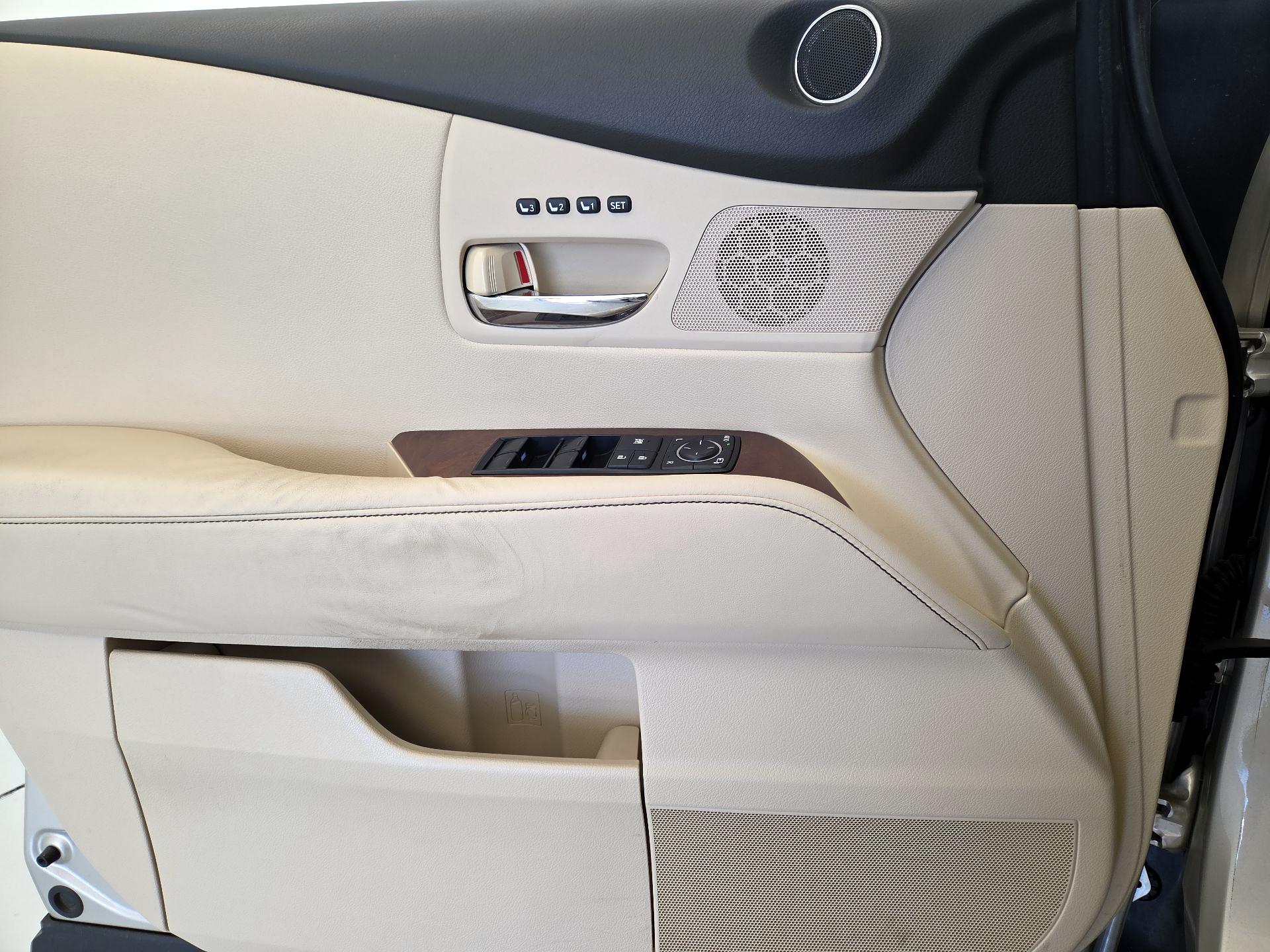 Thumbnail: 2015 Lexus RX - 12