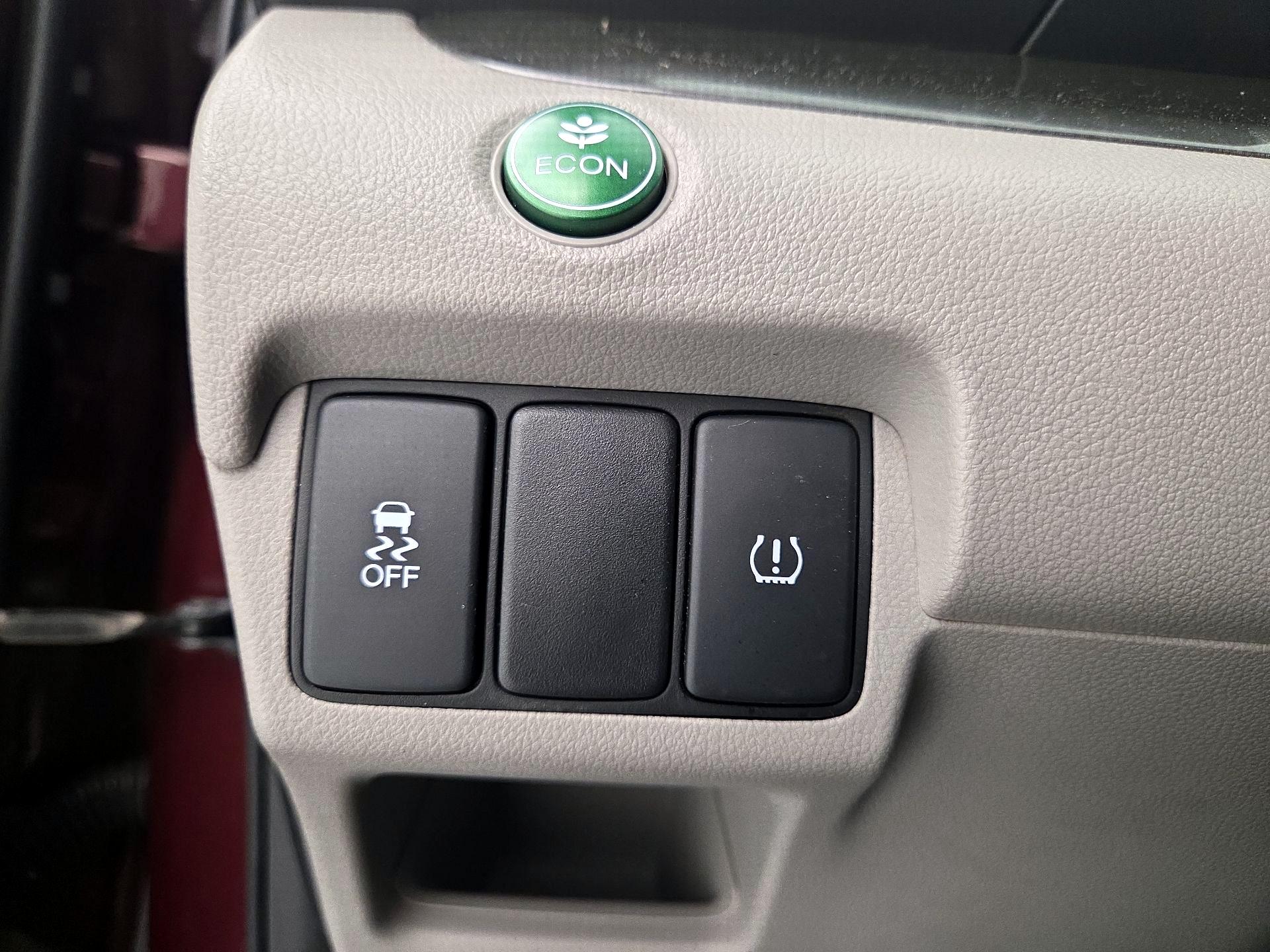 Thumbnail: 2014 Honda CR-V - 13