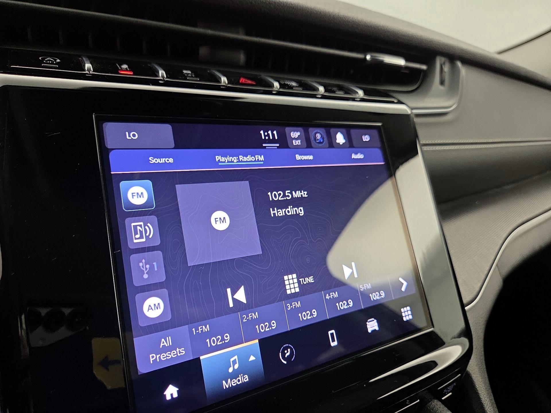 Thumbnail: 2023 Jeep Grand Cherokee - 15