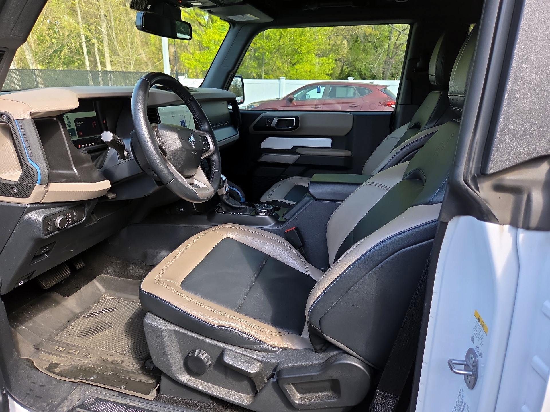 Thumbnail: 2022 Ford Bronco - 9