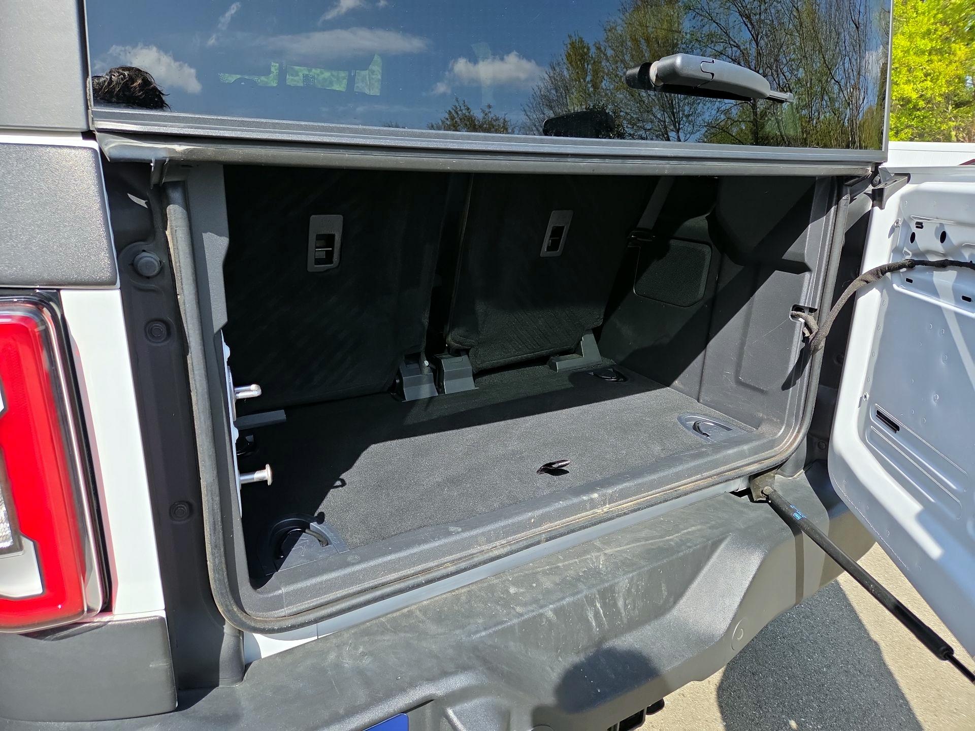 Thumbnail: 2022 Ford Bronco - 18