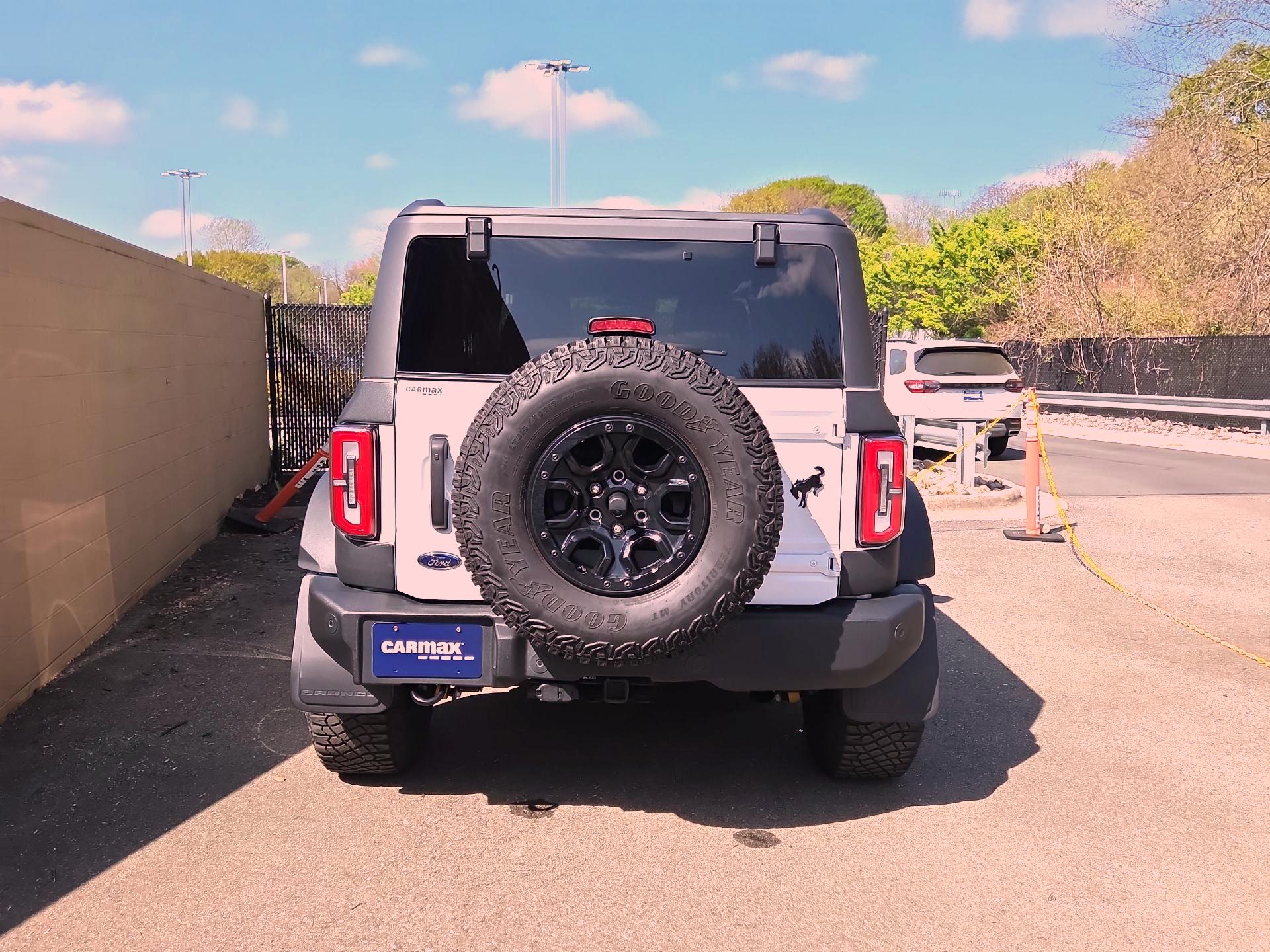 Thumbnail: 2022 Ford Bronco - 6