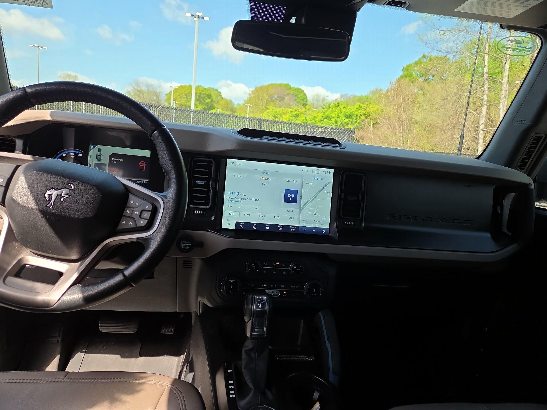 Thumbnail: 2022 Ford Bronco - 8