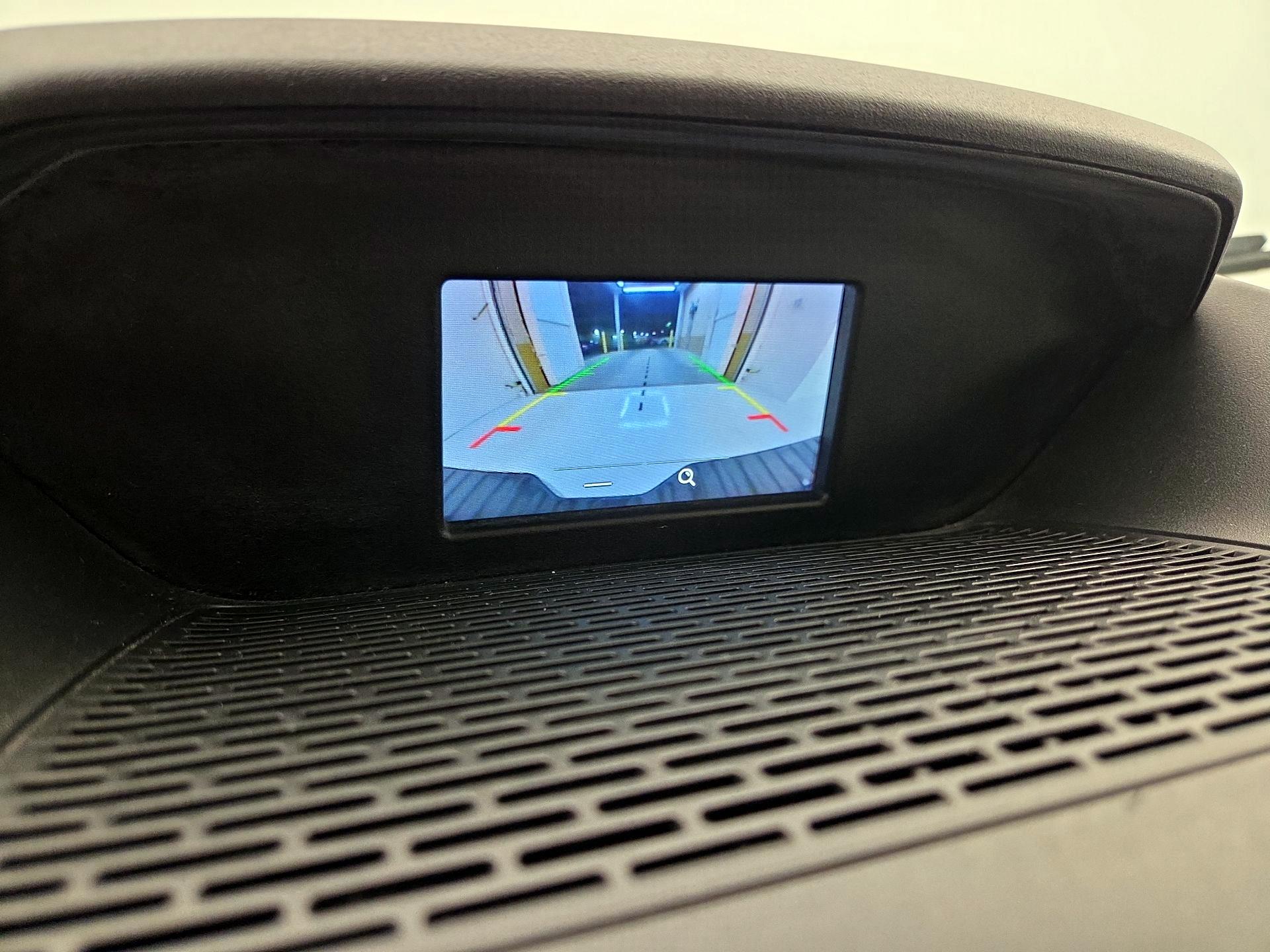 Thumbnail: 2019 Ford Transit Series - 14