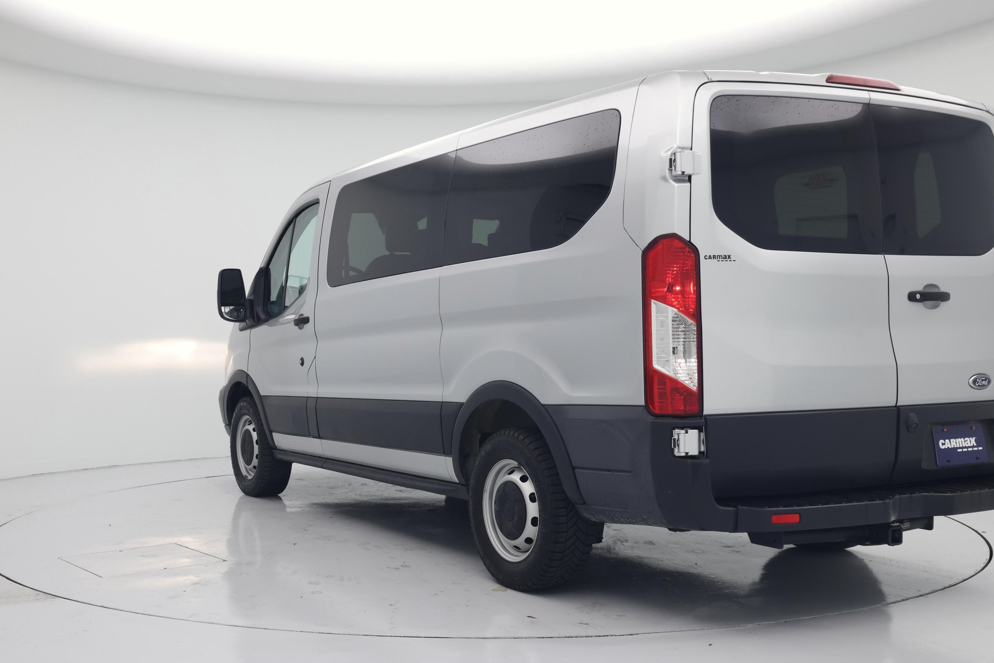 Thumbnail: 2019 Ford Transit Series - 2