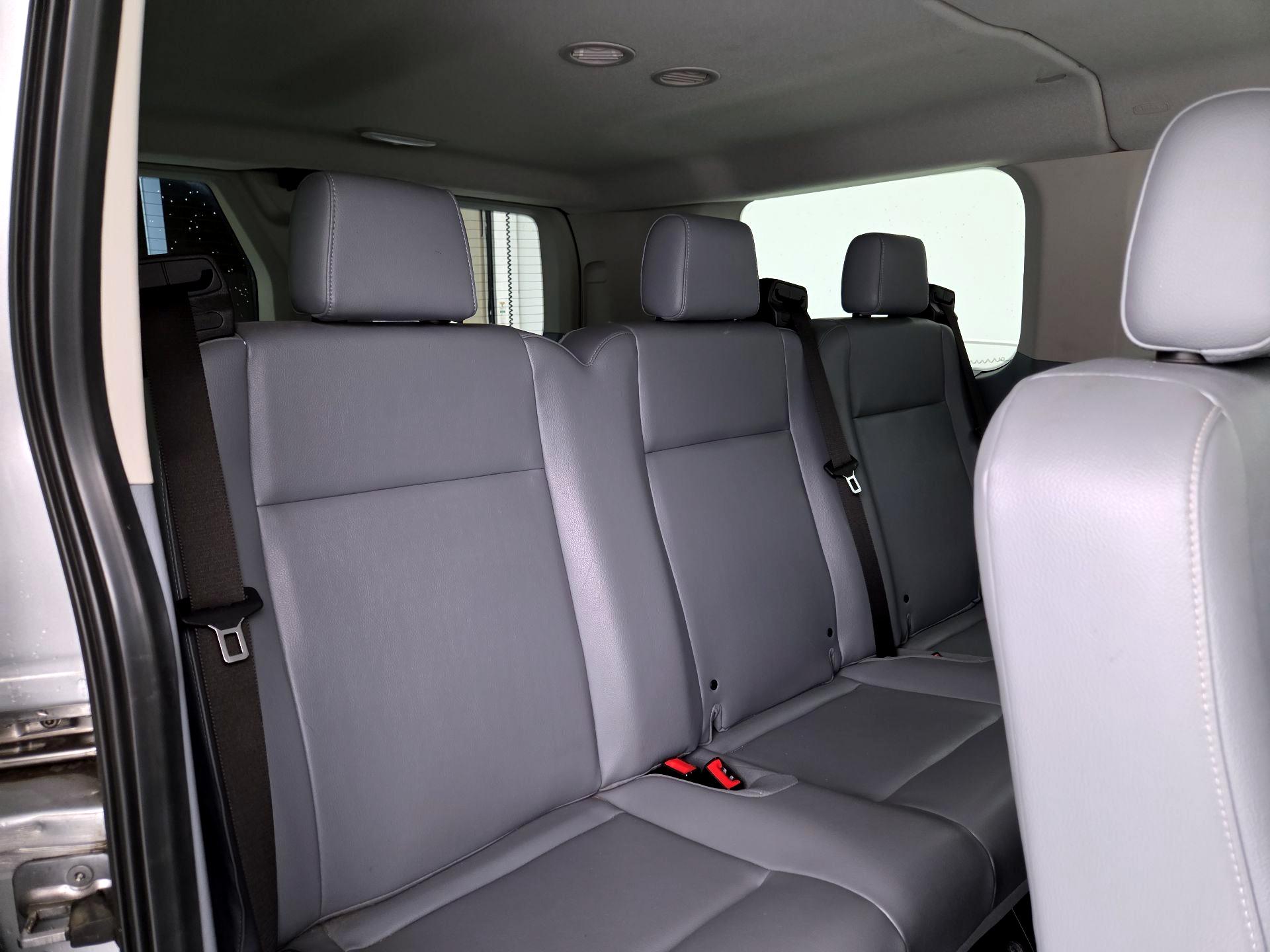 Thumbnail: 2019 Ford Transit Series - 20