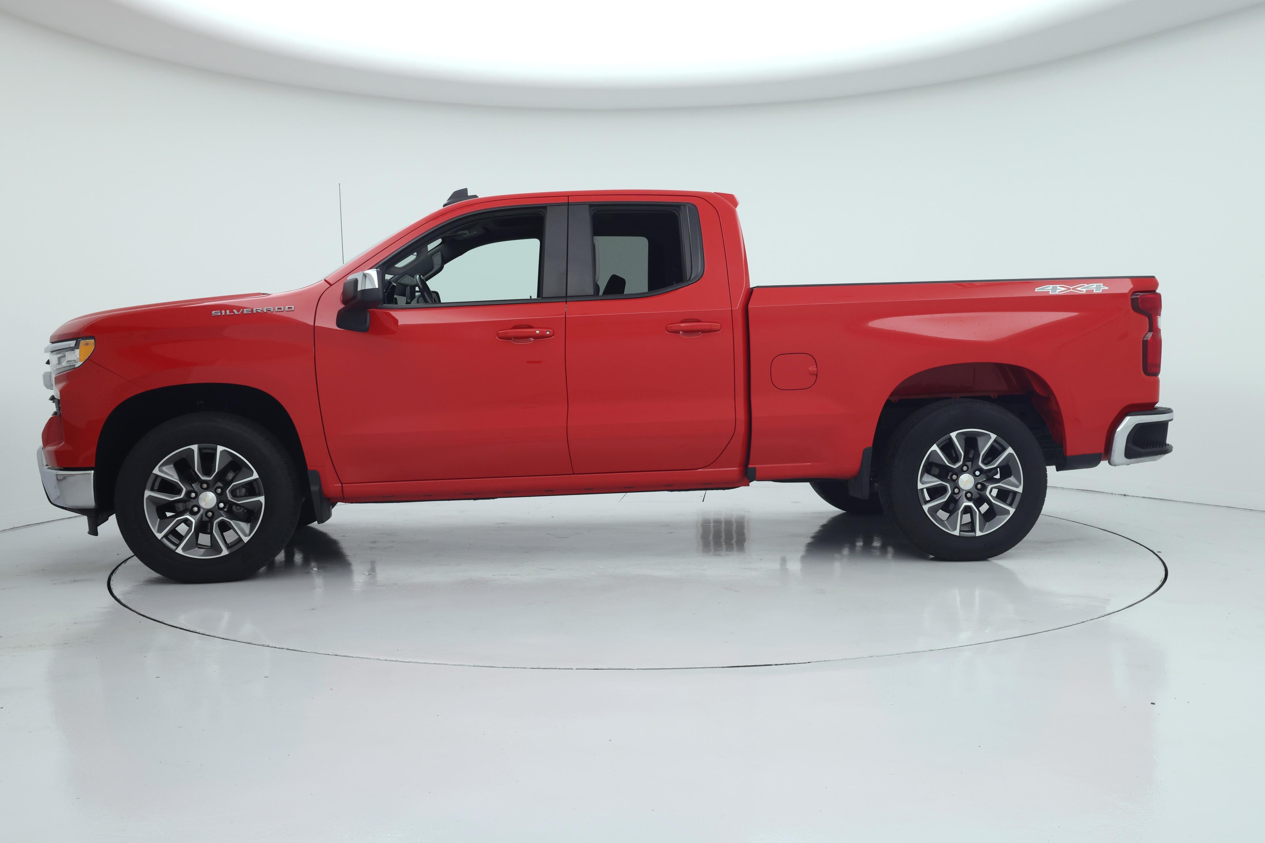 Thumbnail: 2022 Chevrolet Silverado 1500 - 3